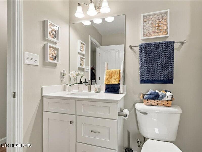 14-015_1I2A2376 - 307 Whiskey Barrel Way, Knoxville, TN 37912, Knoxville