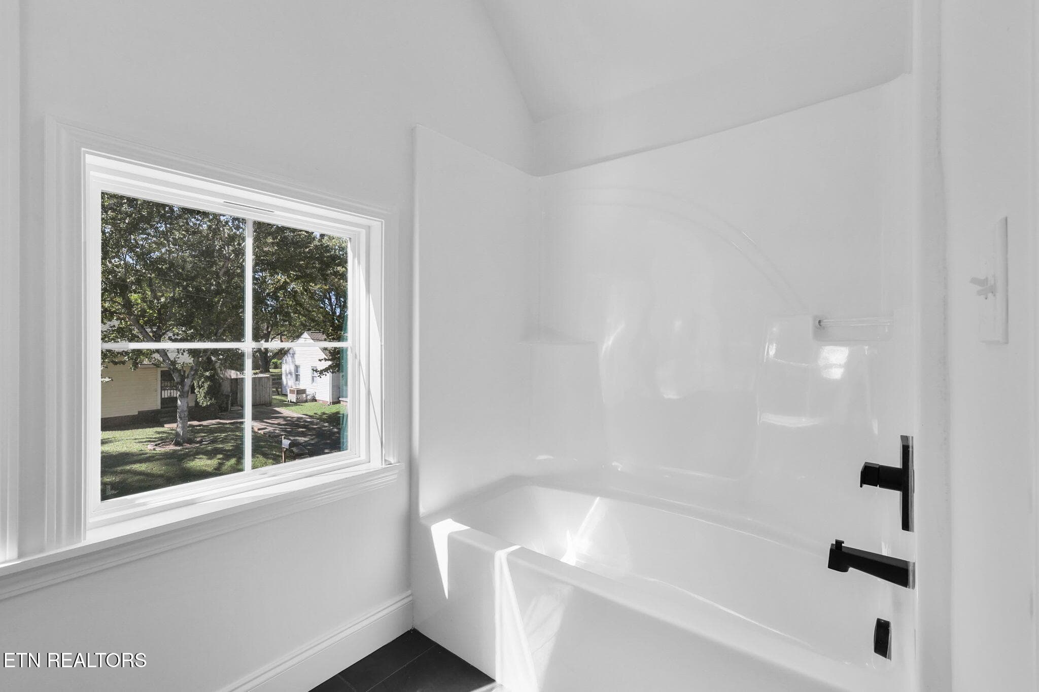 35 - 3036 Hackman St, Knoxville, TN 37920, Knoxville