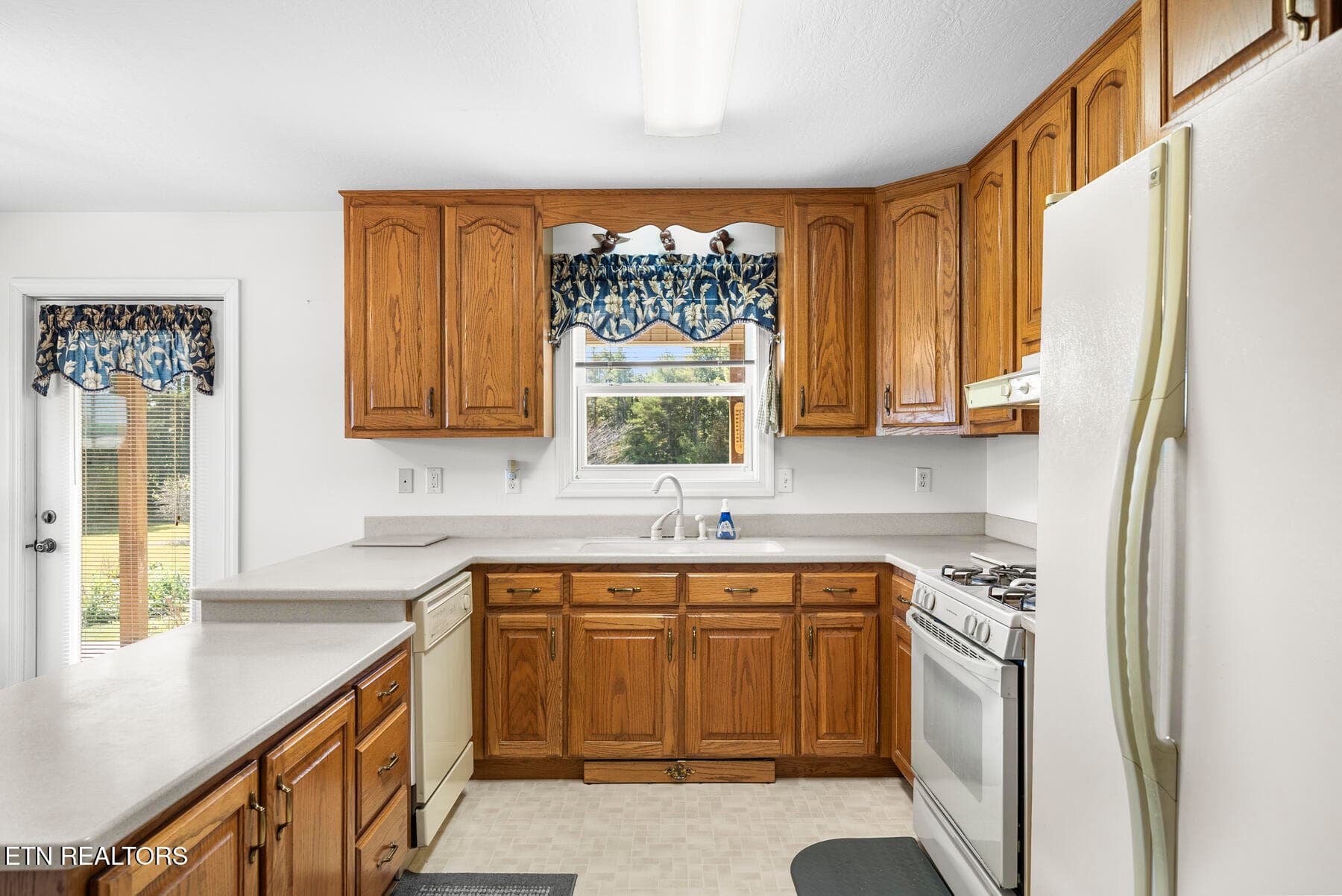 DSC08701 - 791 Hunters Lane, Crossville, TN 38571, Crossville
