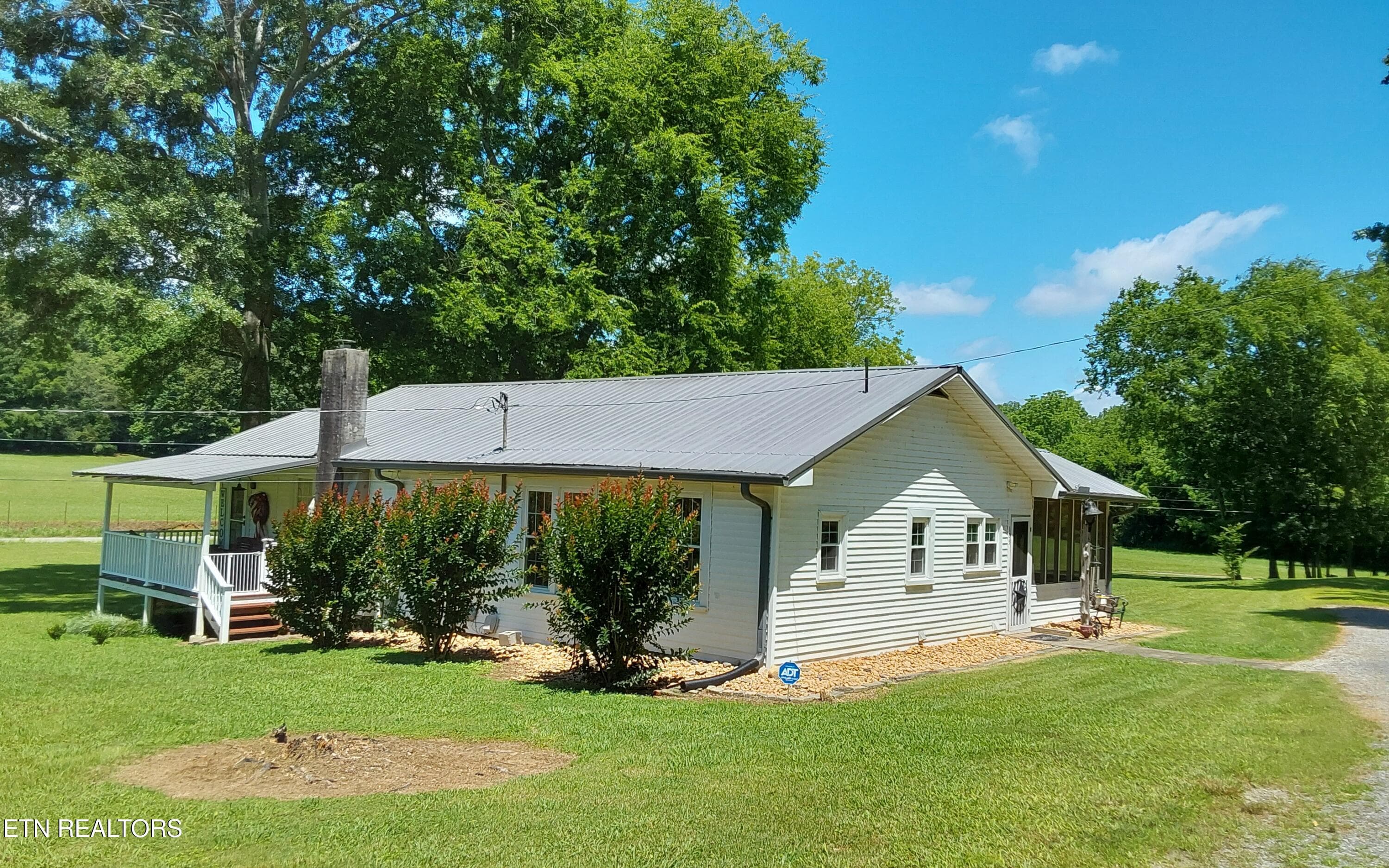 1000011121 - 105 County Road 856, Delano, TN 37325