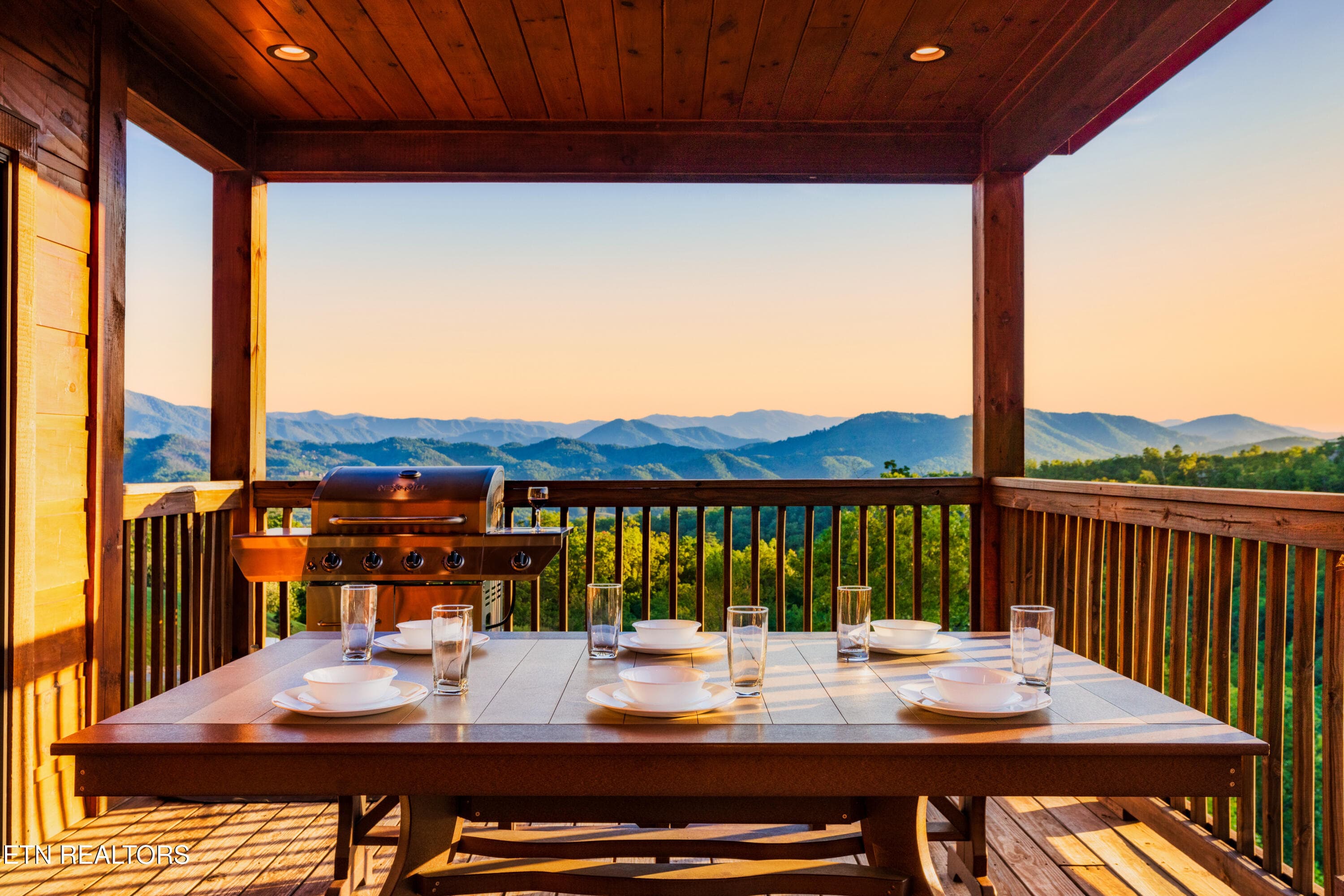 2920 Misty Bluff Trail 021-4000 - 2920 Misty Bluff Tr, Sevierville, TN 37862
