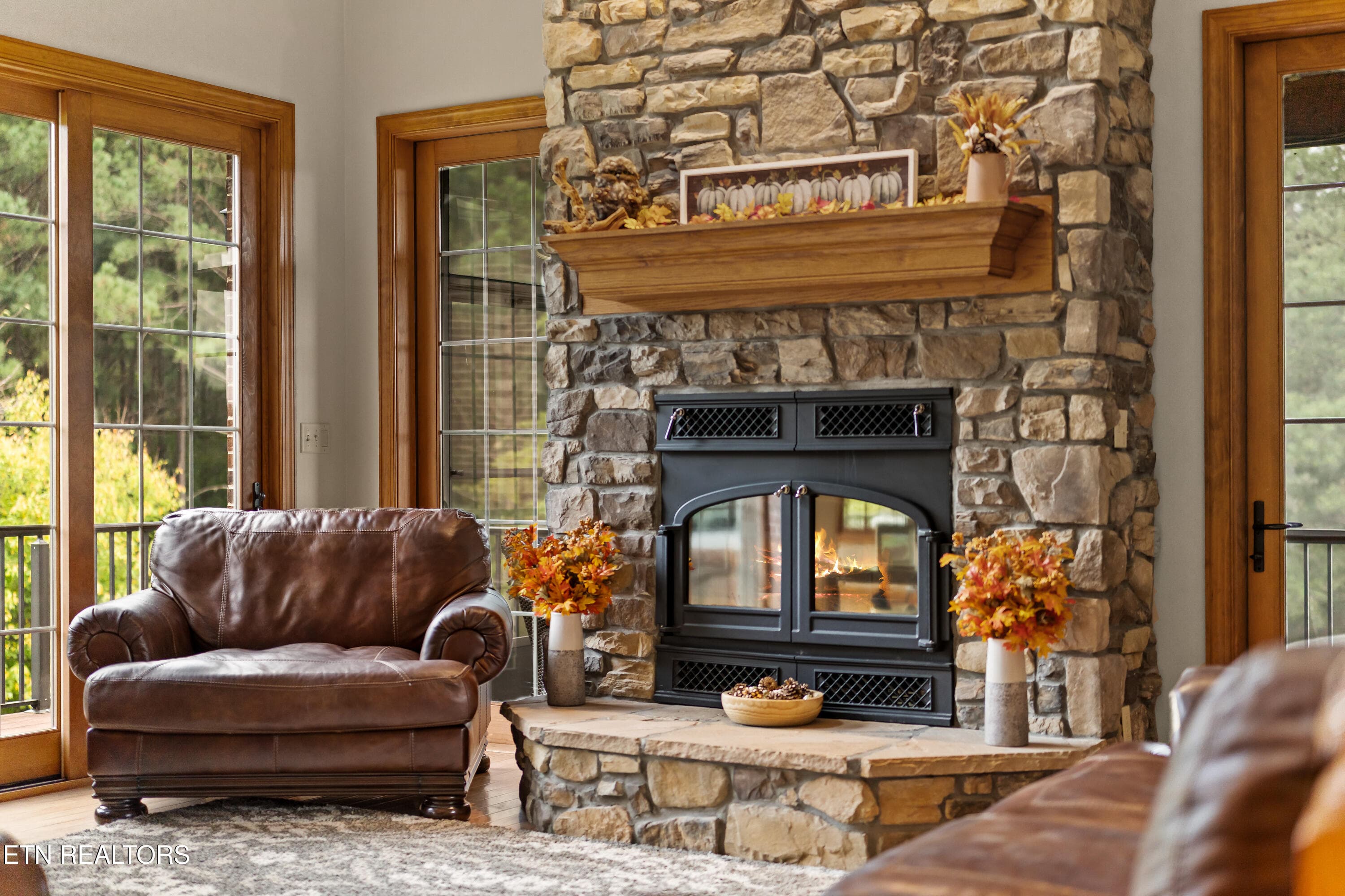 Family Room - 1410 Ward Rd, Loudon, TN 37774, Loudon