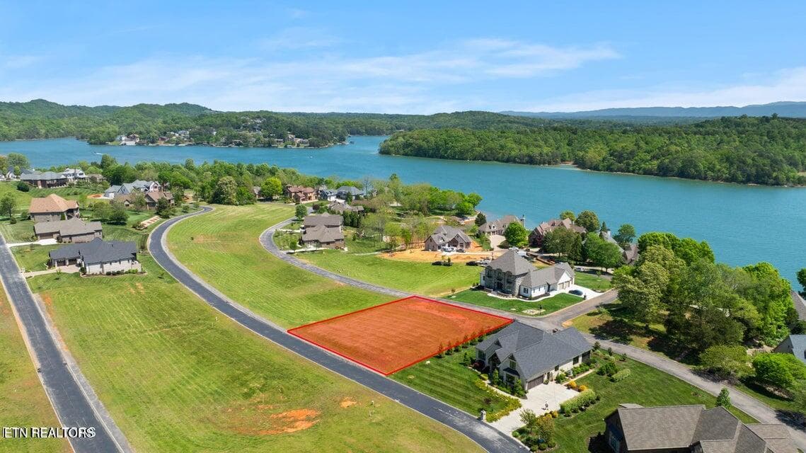 170 Starling Drive, Vonore, TN 37885