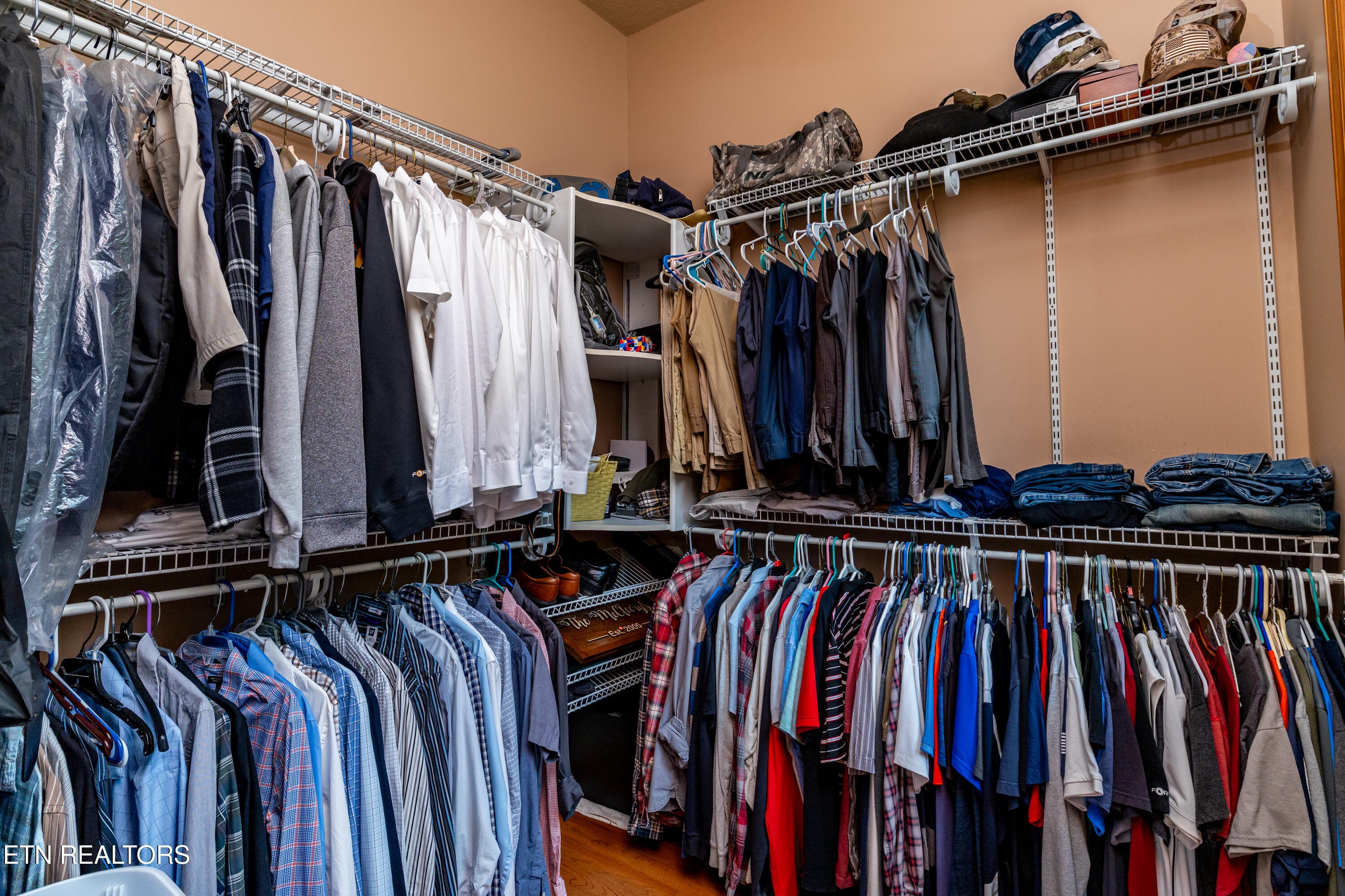 Master Closet 1 - 1410 Ward Rd, Loudon, TN 37774, Loudon