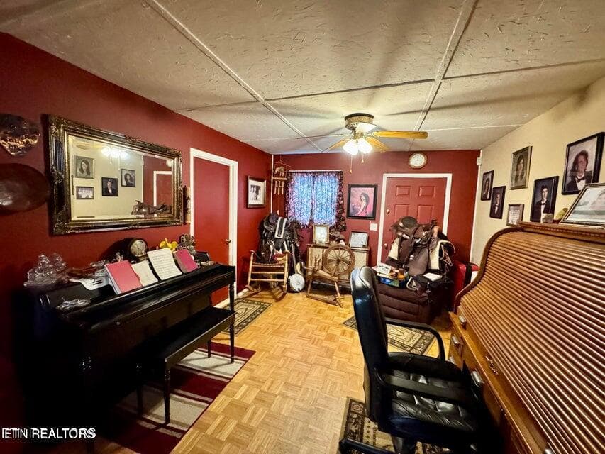 5889 Newton Road parlor1 new - 5889 Newton Rd, Crossville, TN 38572