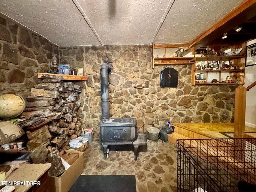 5889 Newton Road living4 new - 5889 Newton Rd, Crossville, TN 38572