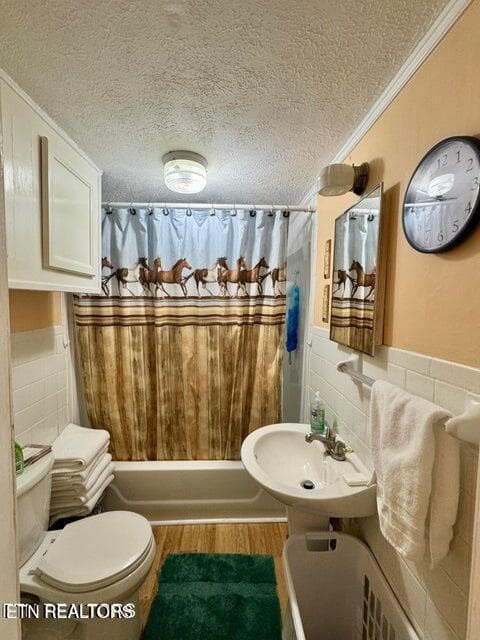5889 Newton Road bath new - 5889 Newton Rd, Crossville, TN 38572