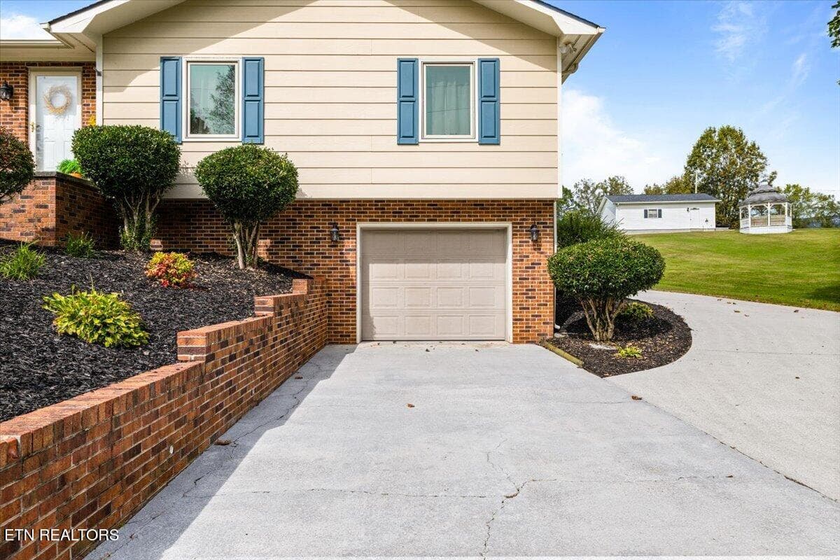 03-345 McKinney Rd - 345 McKinney Rd, LaFollette, TN 37766, LaFollette
