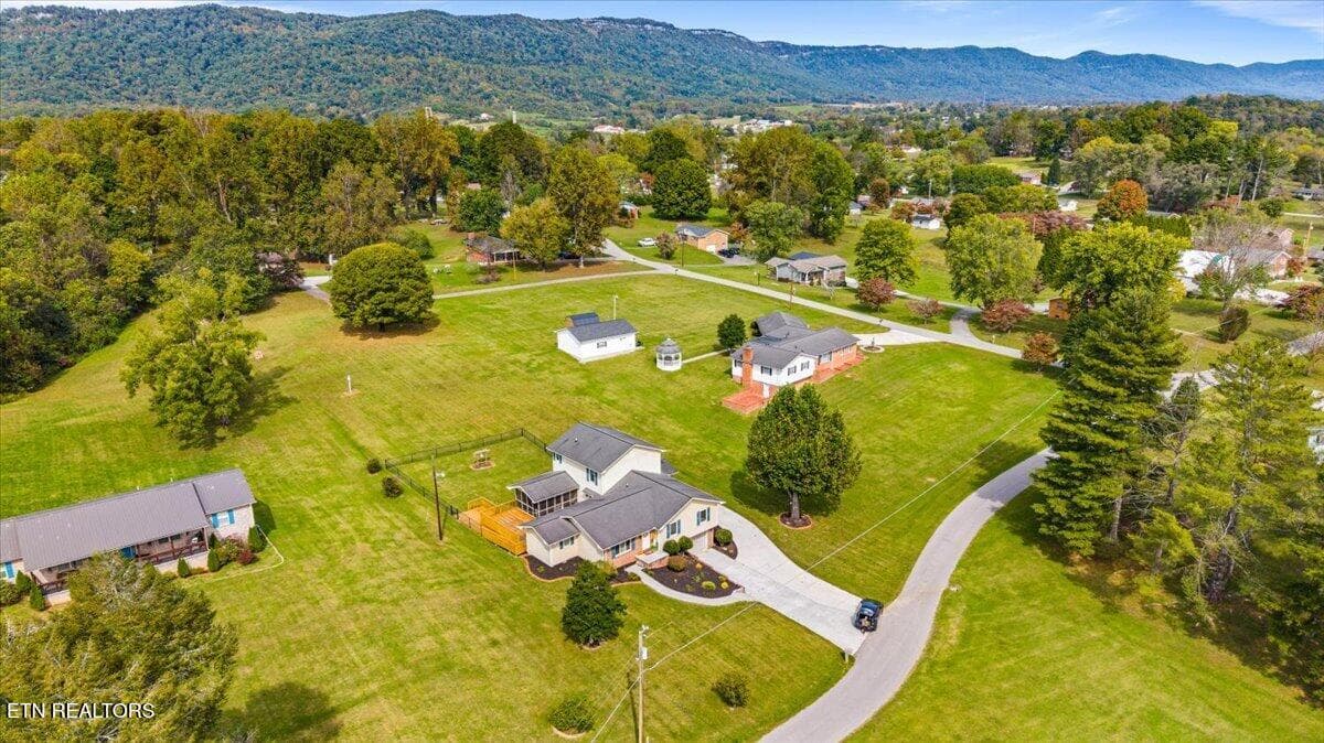 09-345 McKinney Rd - 345 McKinney Rd, LaFollette, TN 37766, LaFollette