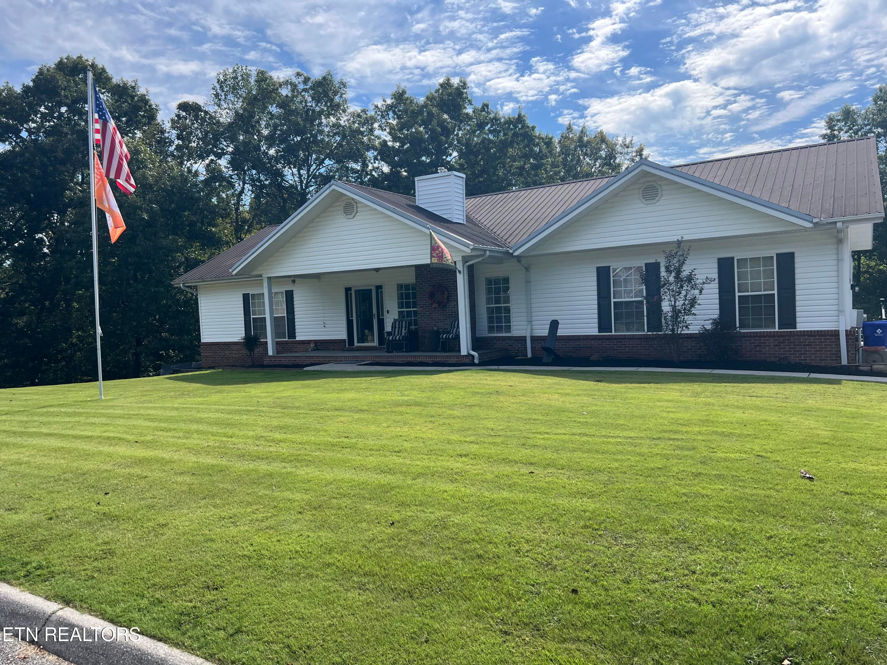 Front - 186 Cabot Lane, Rockwood, TN 37854
