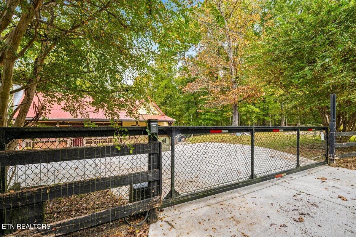 09-835 Jim Lee Ridge Rd - 835 Jim Lee Ridge Rd, LaFollette, TN 37766, LaFollette
