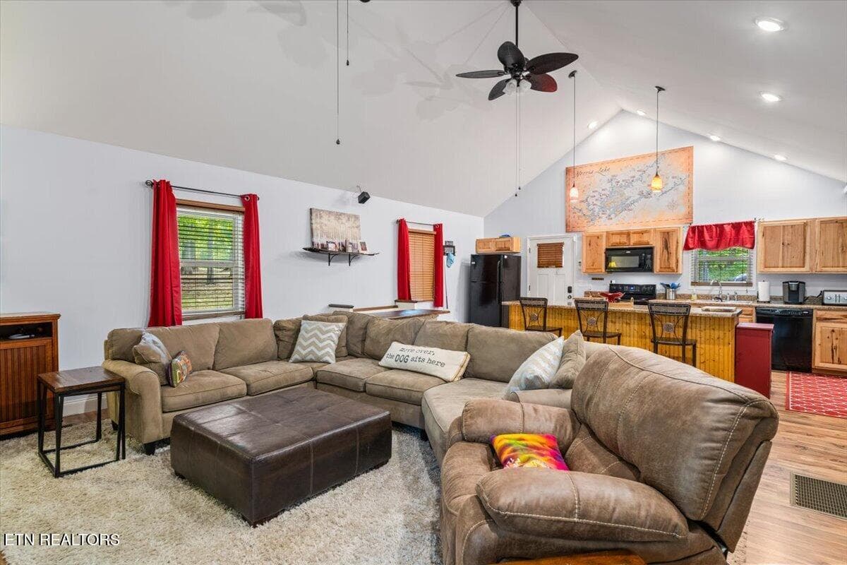 28-835 Jim Lee Ridge Rd - 835 Jim Lee Ridge Rd, LaFollette, TN 37766, LaFollette