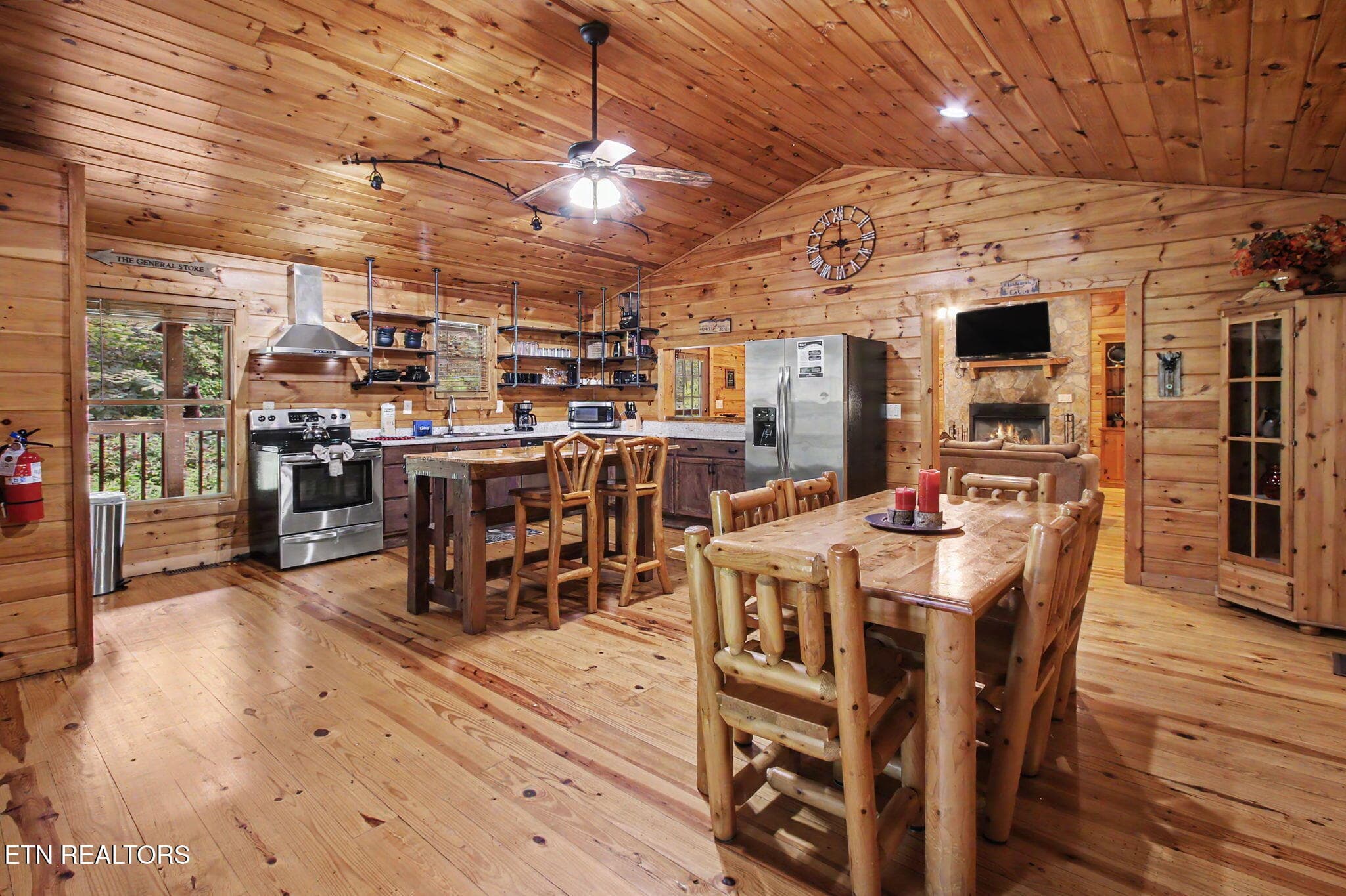 IMG_6902 - 1999 E Mountain View Way, Sevierville, TN 37876, Sevierville
