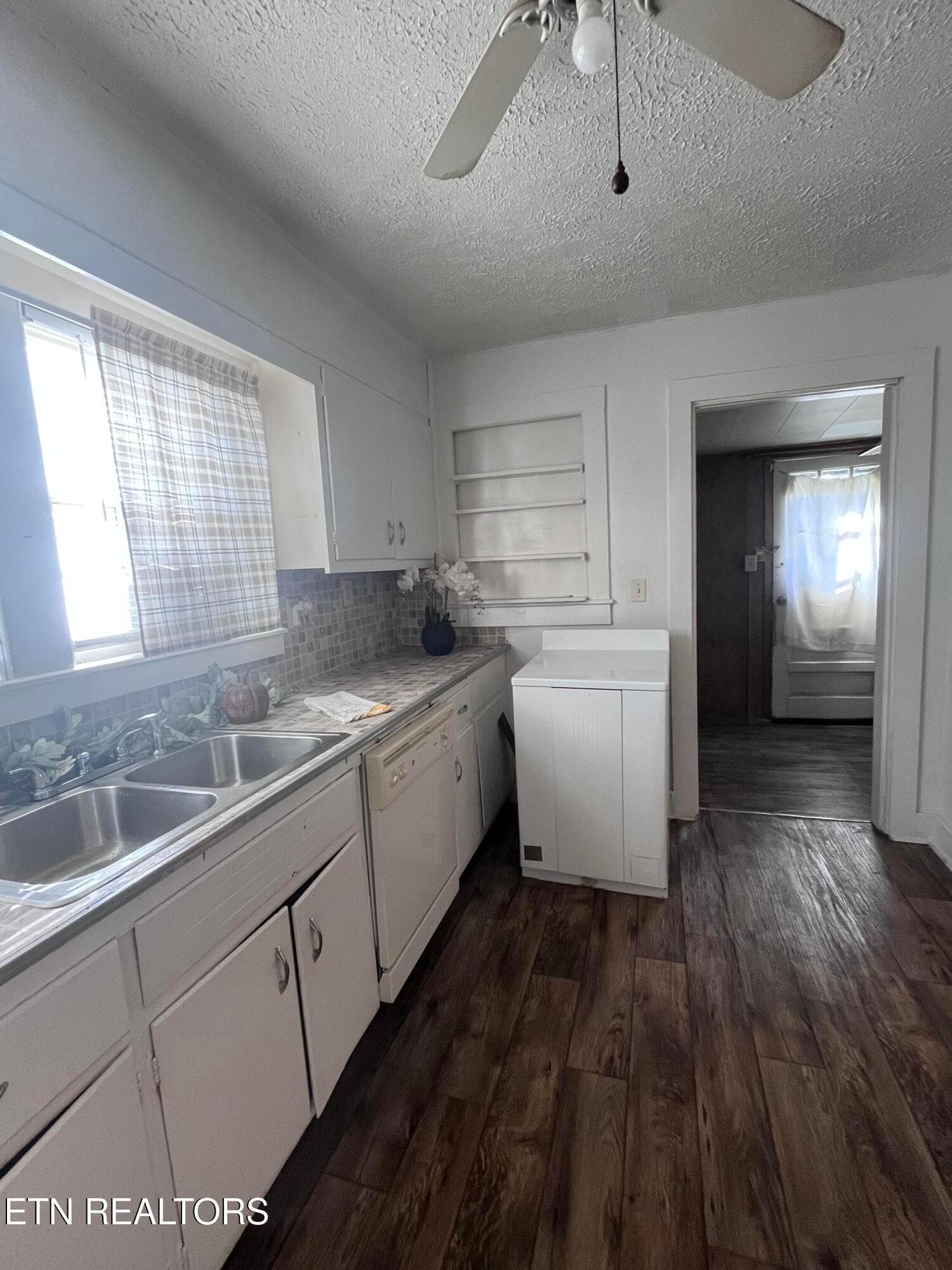 Kitchen view to laundry room - 227 Henderson Ave, Sevierville, TN 37862, Sevierville