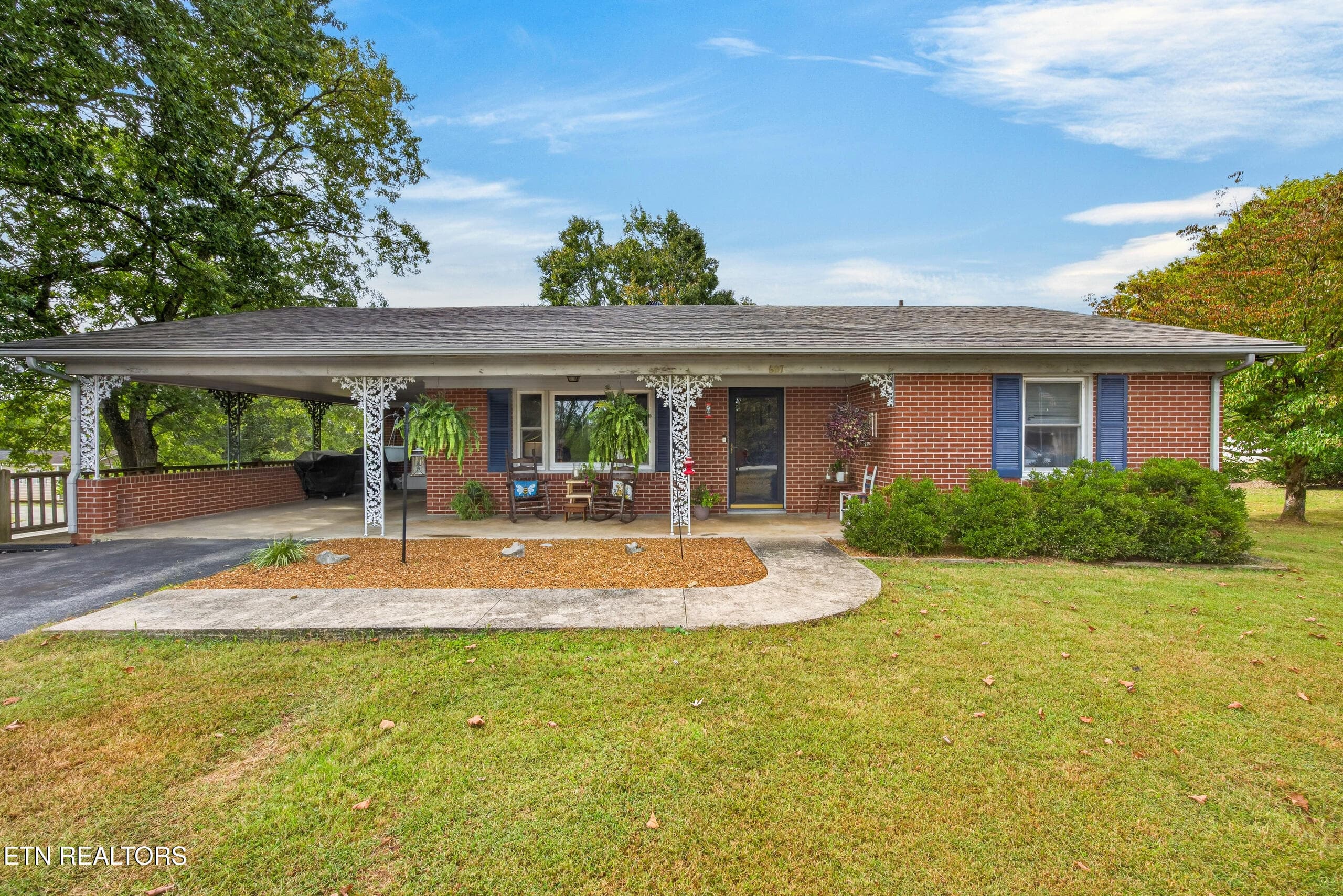 607 Turn Table Rd, Sparta, TN 38583
