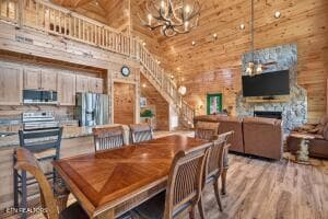 Dining area - 1728 Stone Bridge Drive, Dandridge, TN 37725