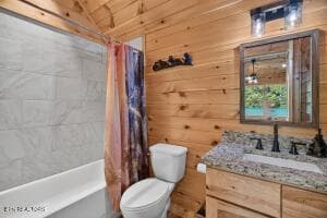 Upstairs bath - 1728 Stone Bridge Drive, Dandridge, TN 37725
