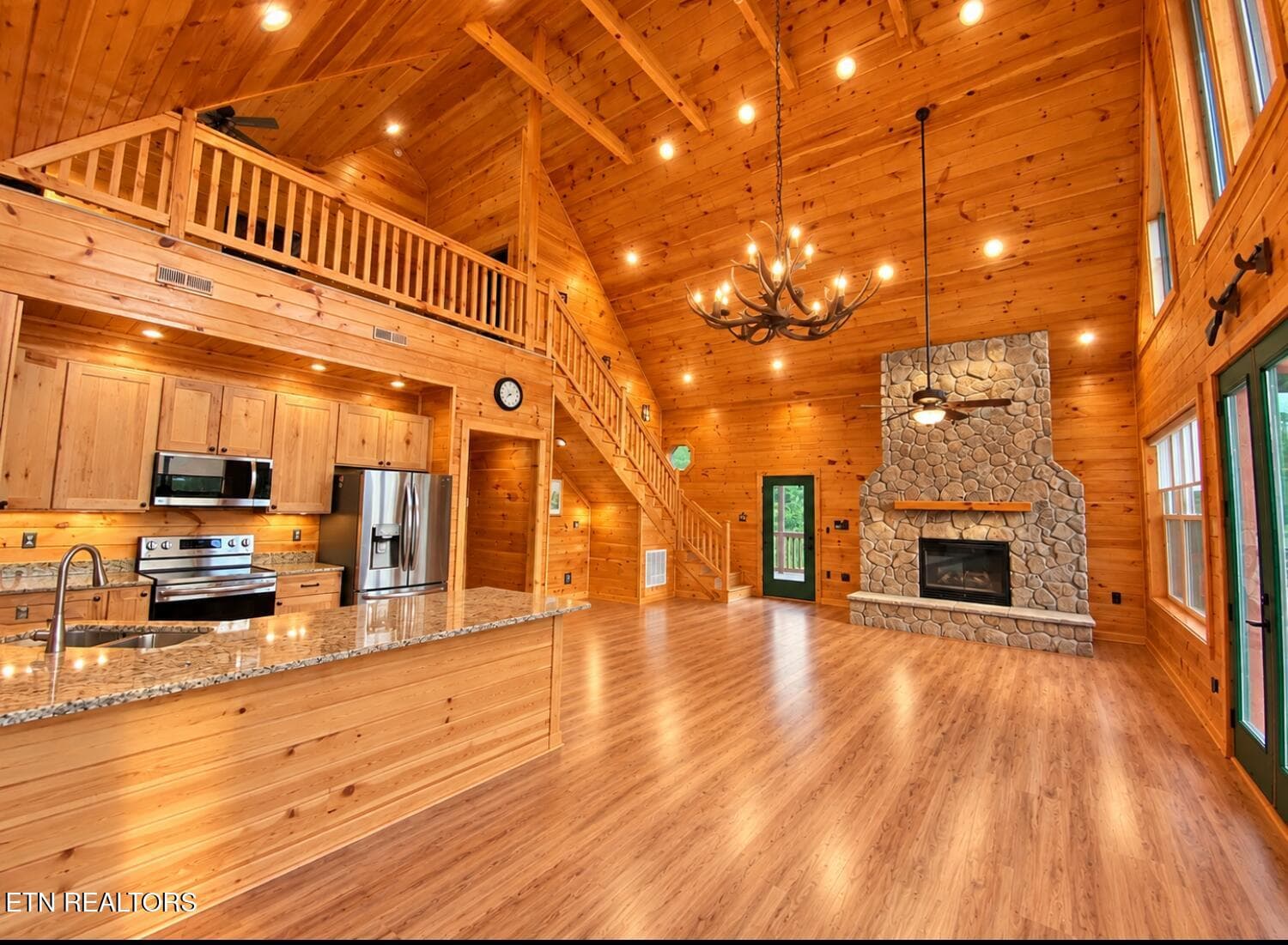 Furniture virtually removed - 1728 Stone Bridge Drive, Dandridge, TN 37725