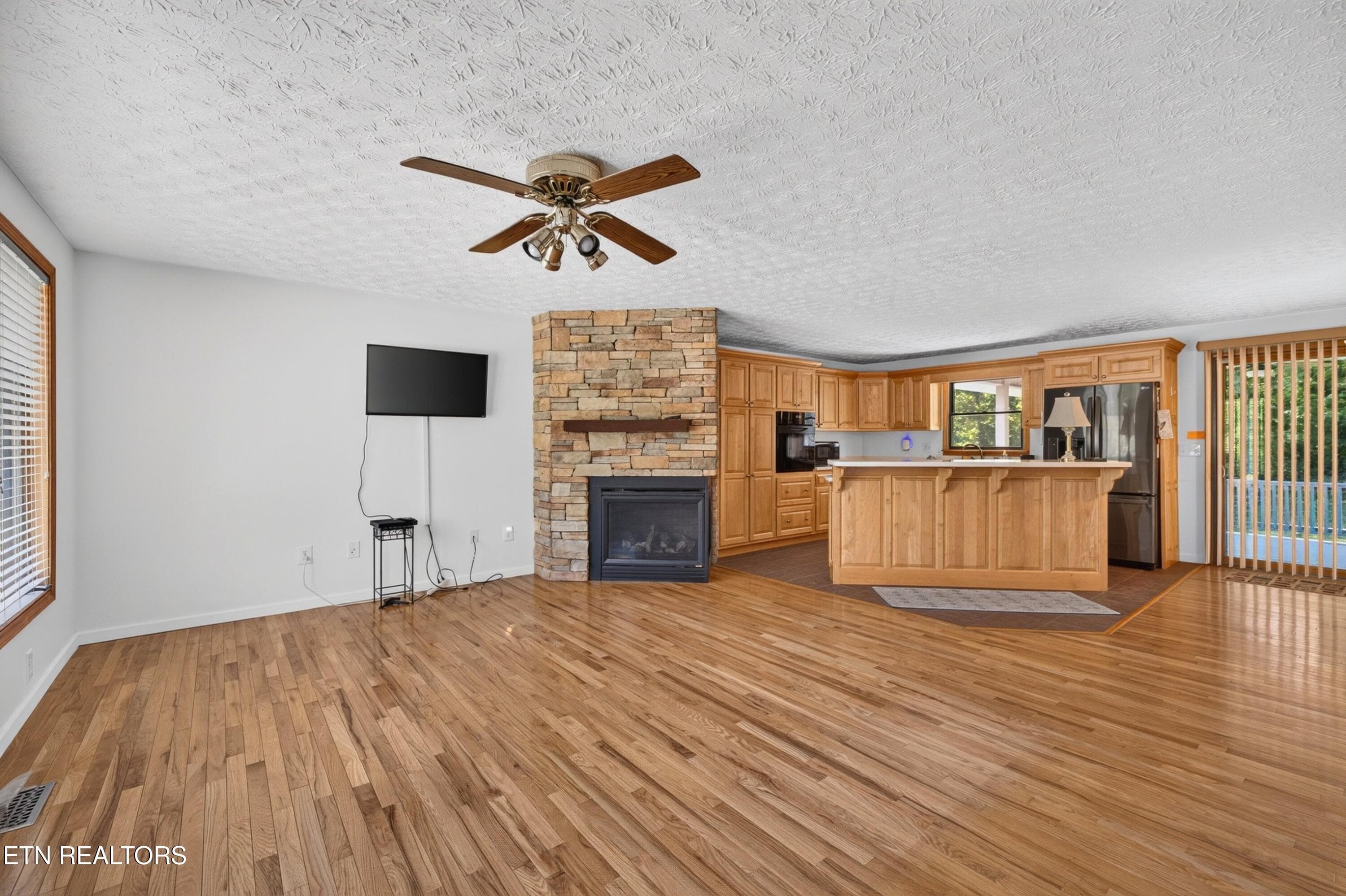 007-1089MountainTrailDrive-Newport-TN-37 - 1089 Mountain Trail Drive, Newport, TN 37821, Newport