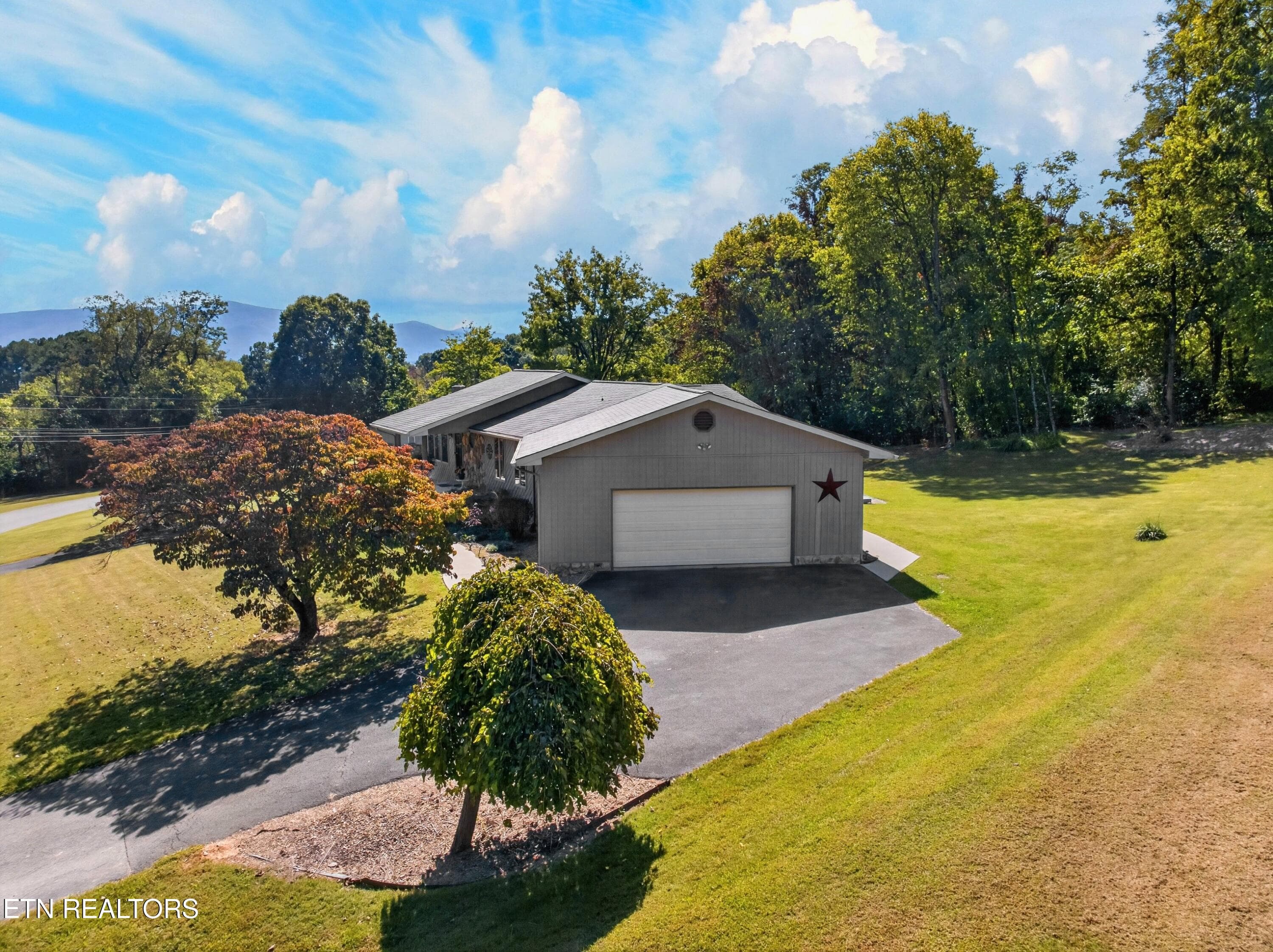 041-1089MountainTrailDrive-Newport-TN-37 - 1089 Mountain Trail Drive, Newport, TN 37821, Newport