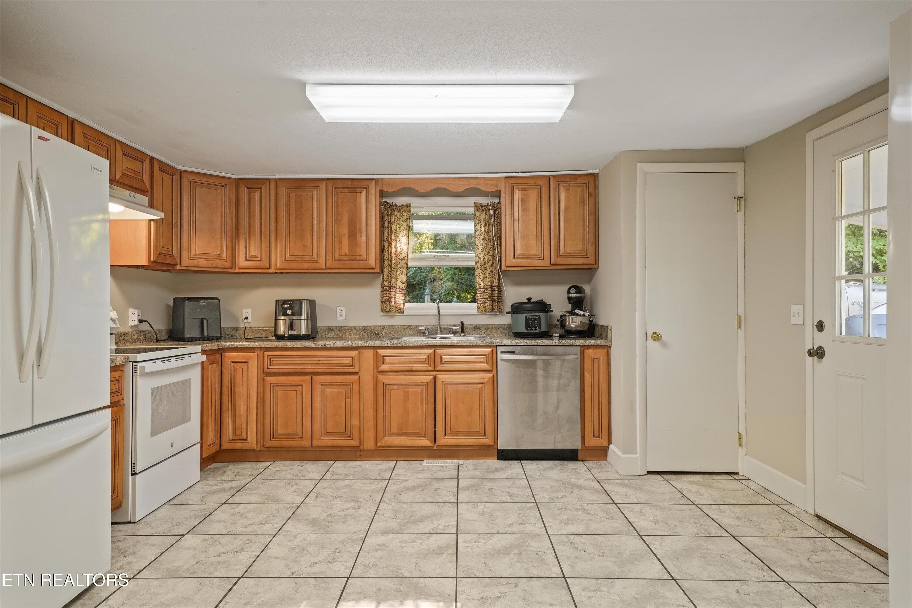 20-111 Cathcart Rd36 - 111 Cathcart Rd, Vonore, TN 37885