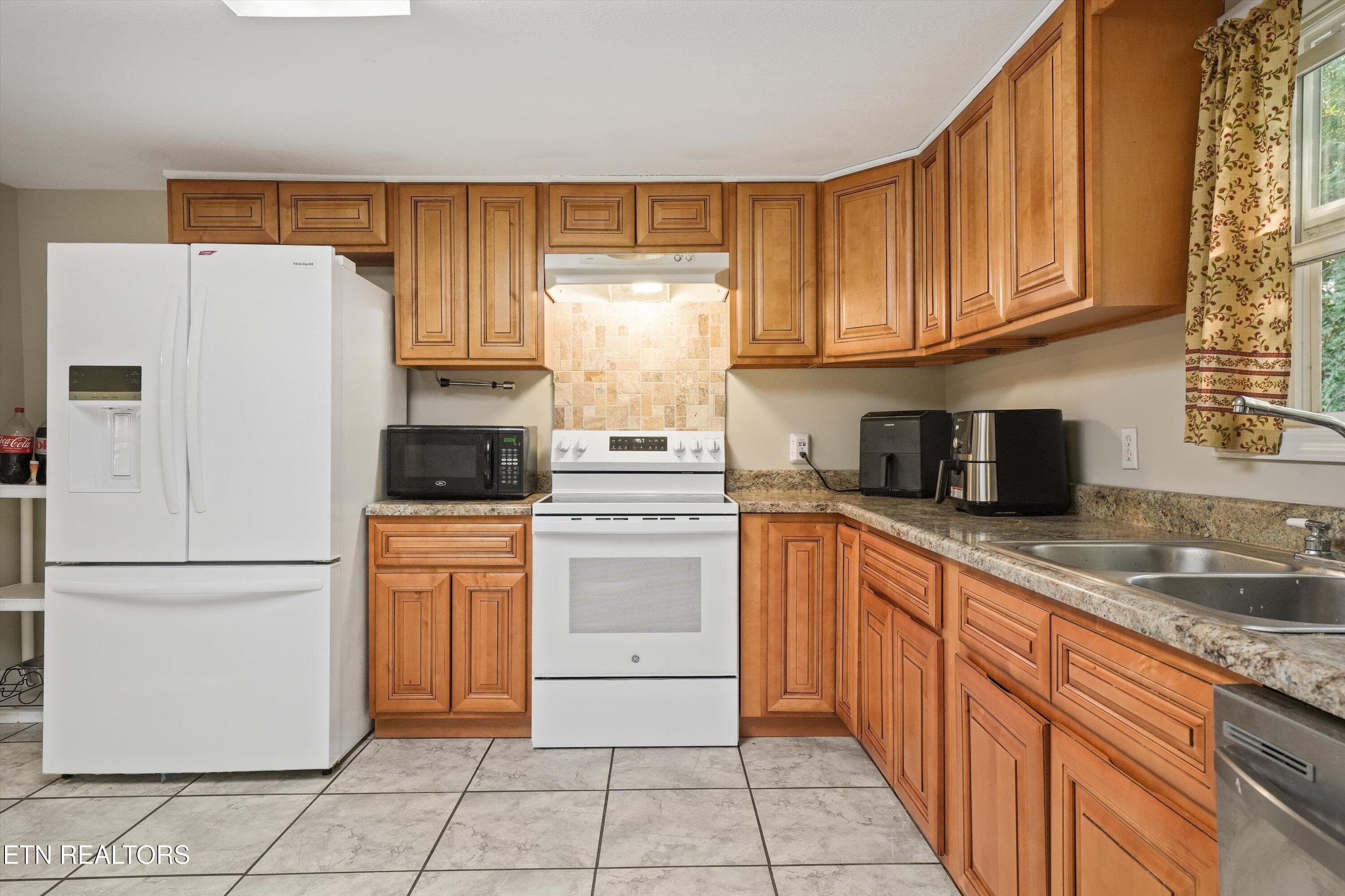 25-111 Cathcart Rd41 - 111 Cathcart Rd, Vonore, TN 37885