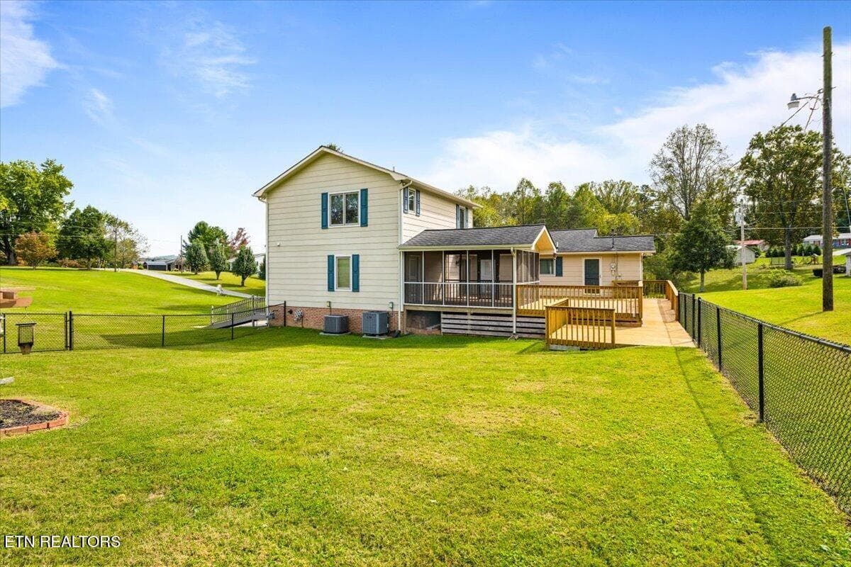 65-345 McKinney Rd - 345 McKinney Rd, LaFollette, TN 37766, LaFollette