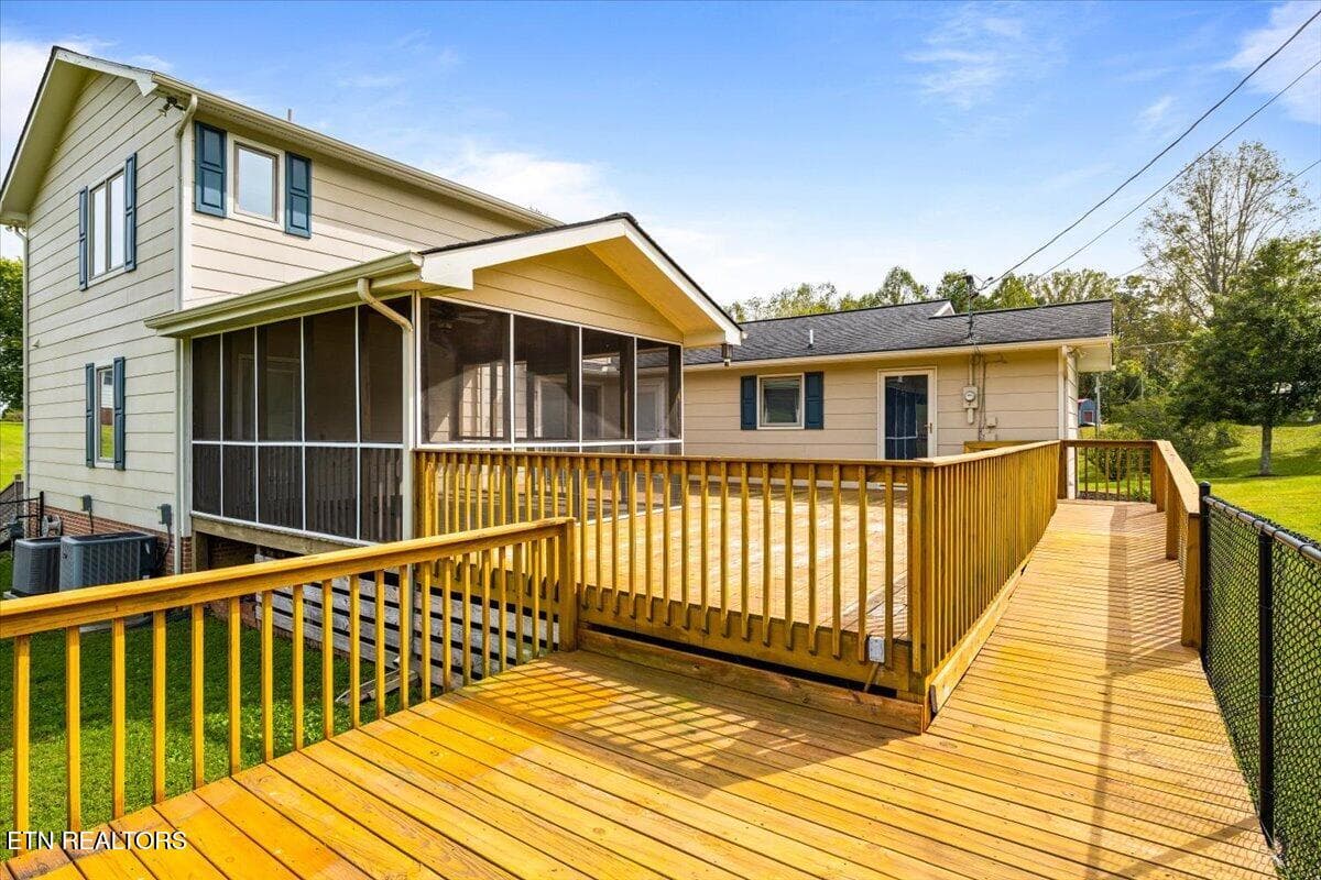 66-345 McKinney Rd - 345 McKinney Rd, LaFollette, TN 37766, LaFollette