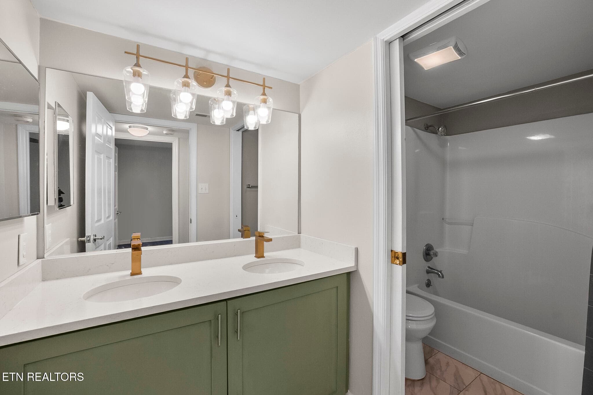 1201 Laurel Ave apt 101-043 - 1201 Laurel Ave 101, Knoxville, TN 37916, Knoxville
