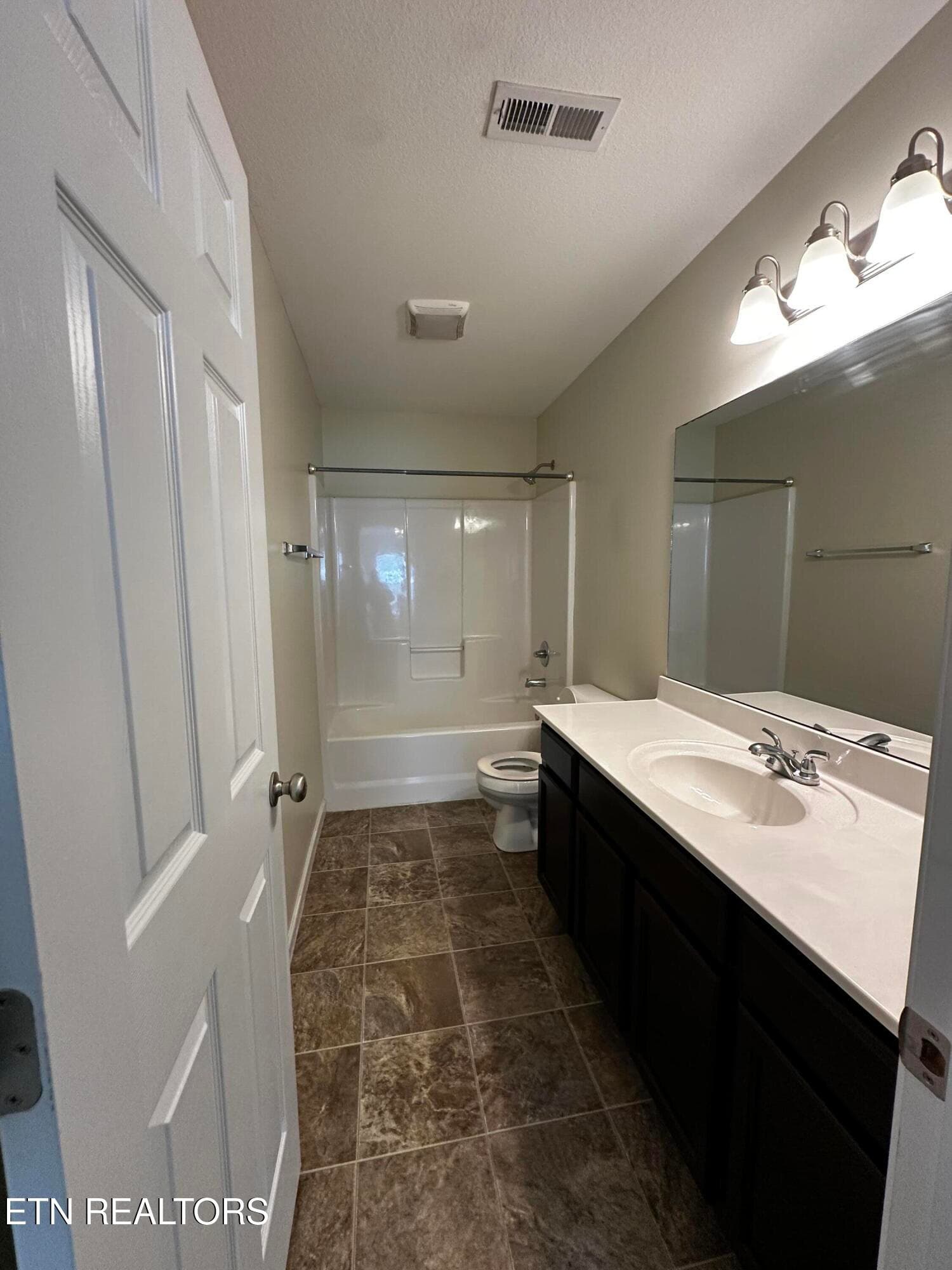 Main Bathroom - 5901 Apple Valley Drive, Knoxville, TN 37924, Knoxville