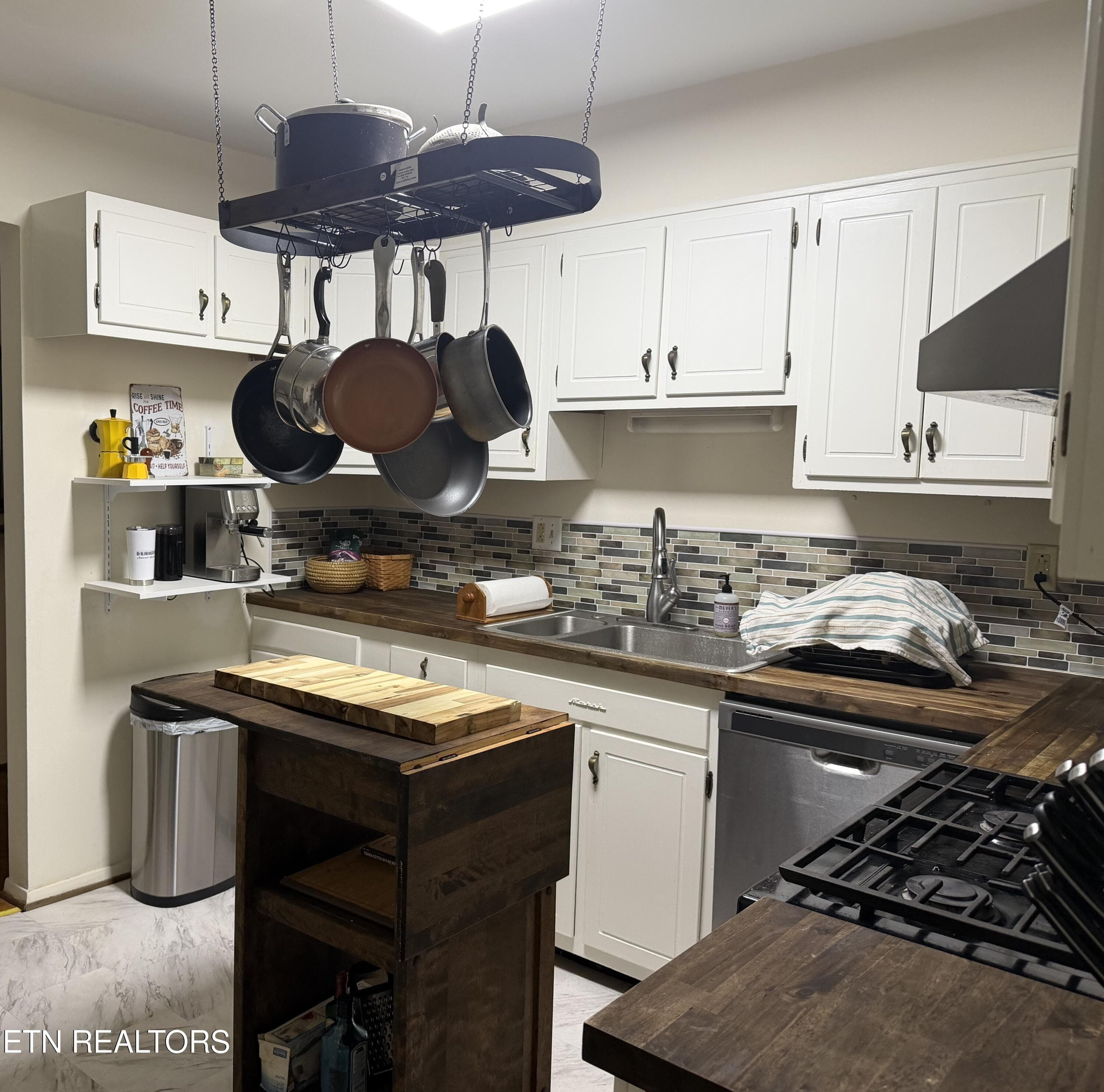 kitchen 2 - 3636 Taliluna Ave 618, Knoxville, TN 37919, Knoxville