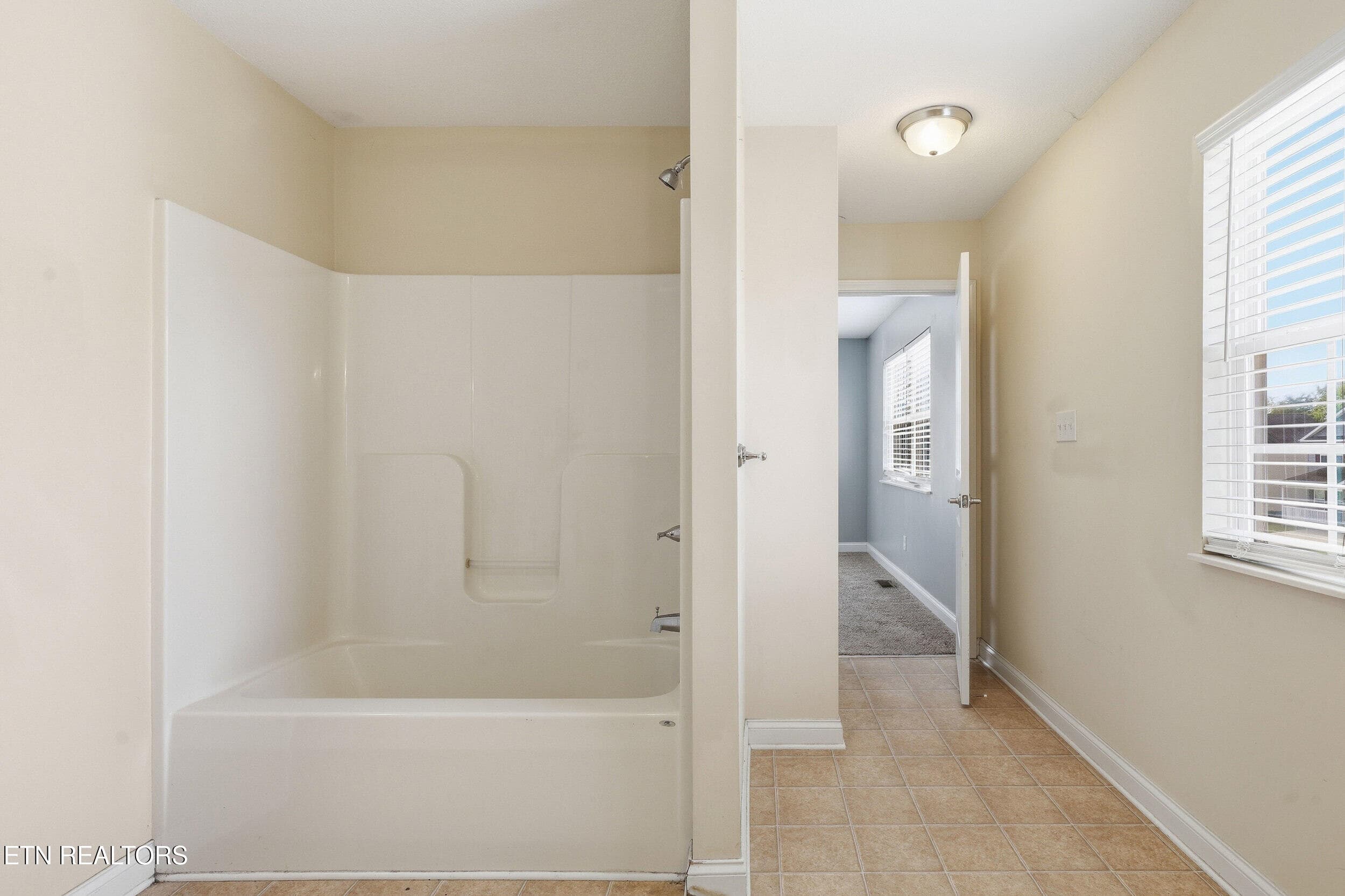 042 - 226 Heritage Crossing Drive, Maryville, TN 37804, Maryville