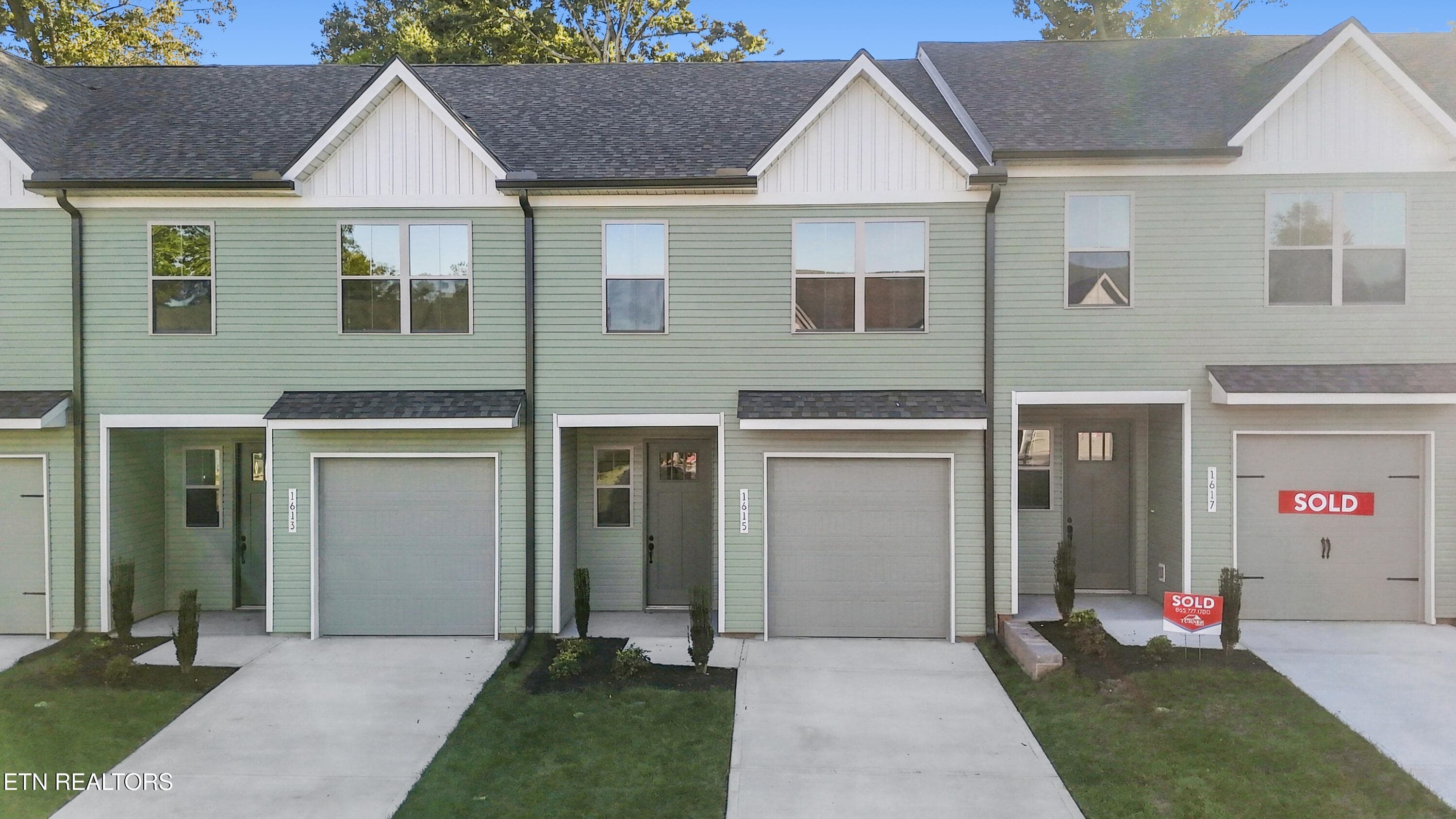 1615 Bennett Village Drive, Maryville, TN 37804
