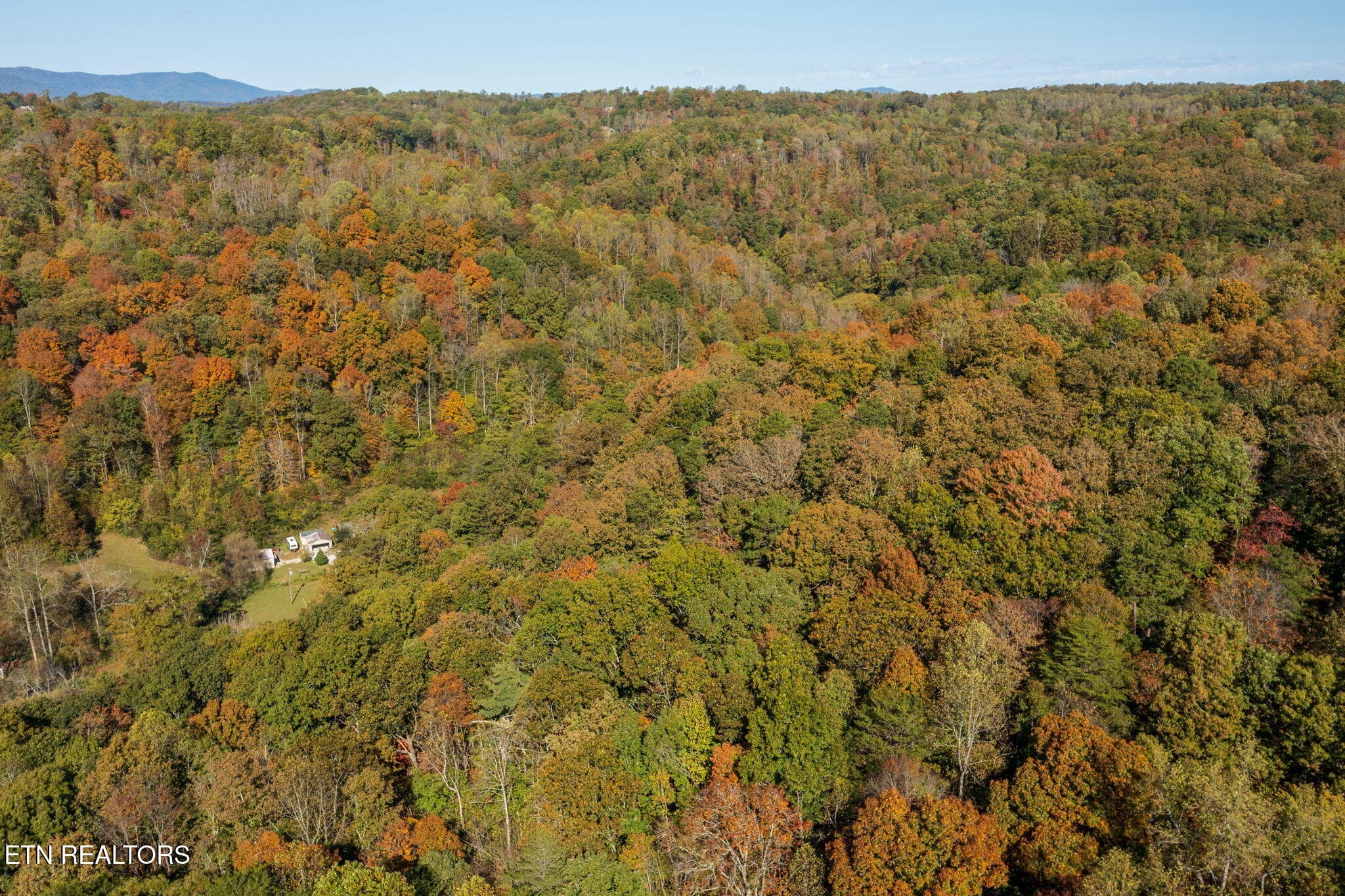 homesandvideos aerials-13303 - Strong Hollow Lane, Rocky Top, TN 37769, Rocky Top
