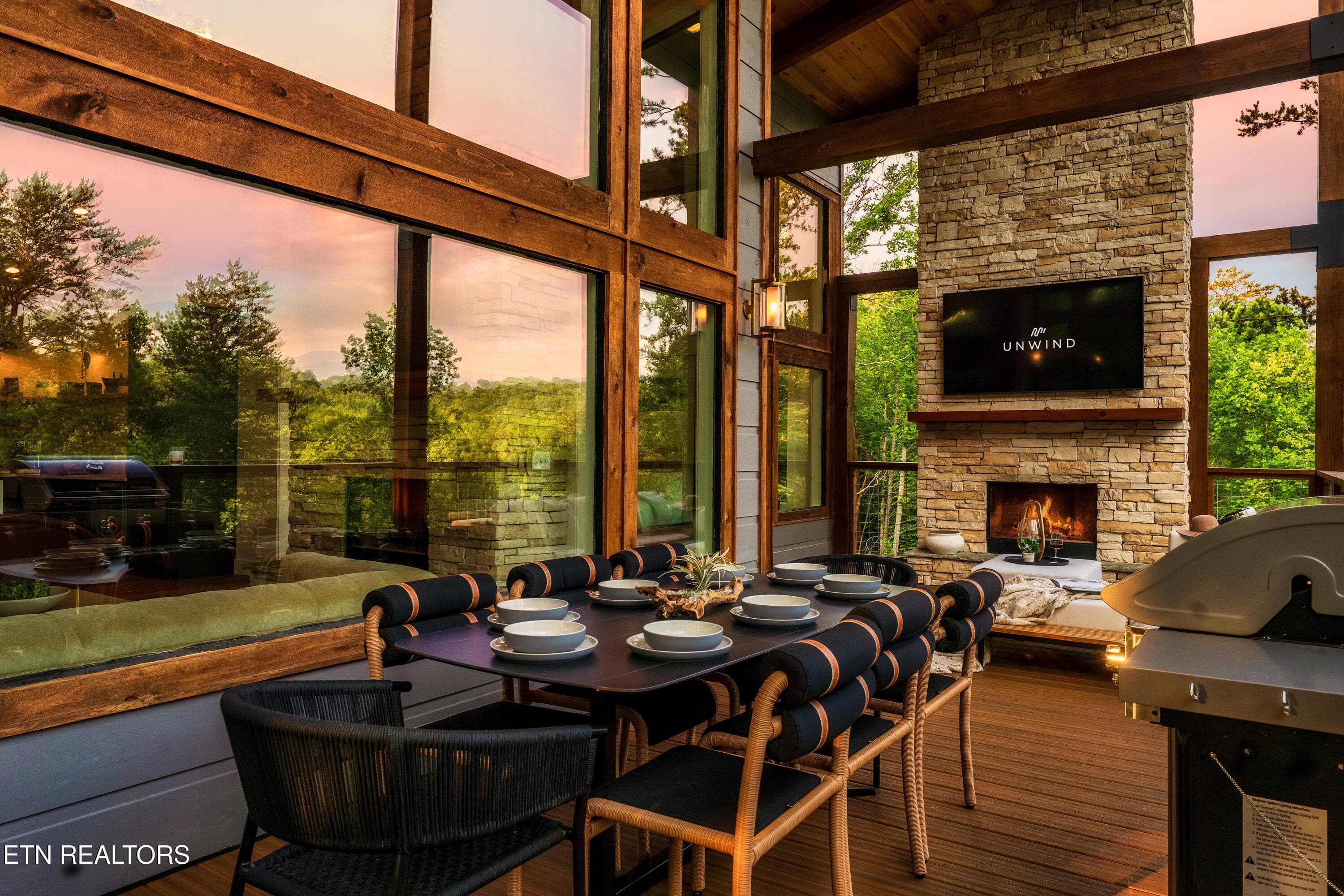 2234LegendDr-052-4000 - 2234 Legend Drive, Sevierville, TN 37876