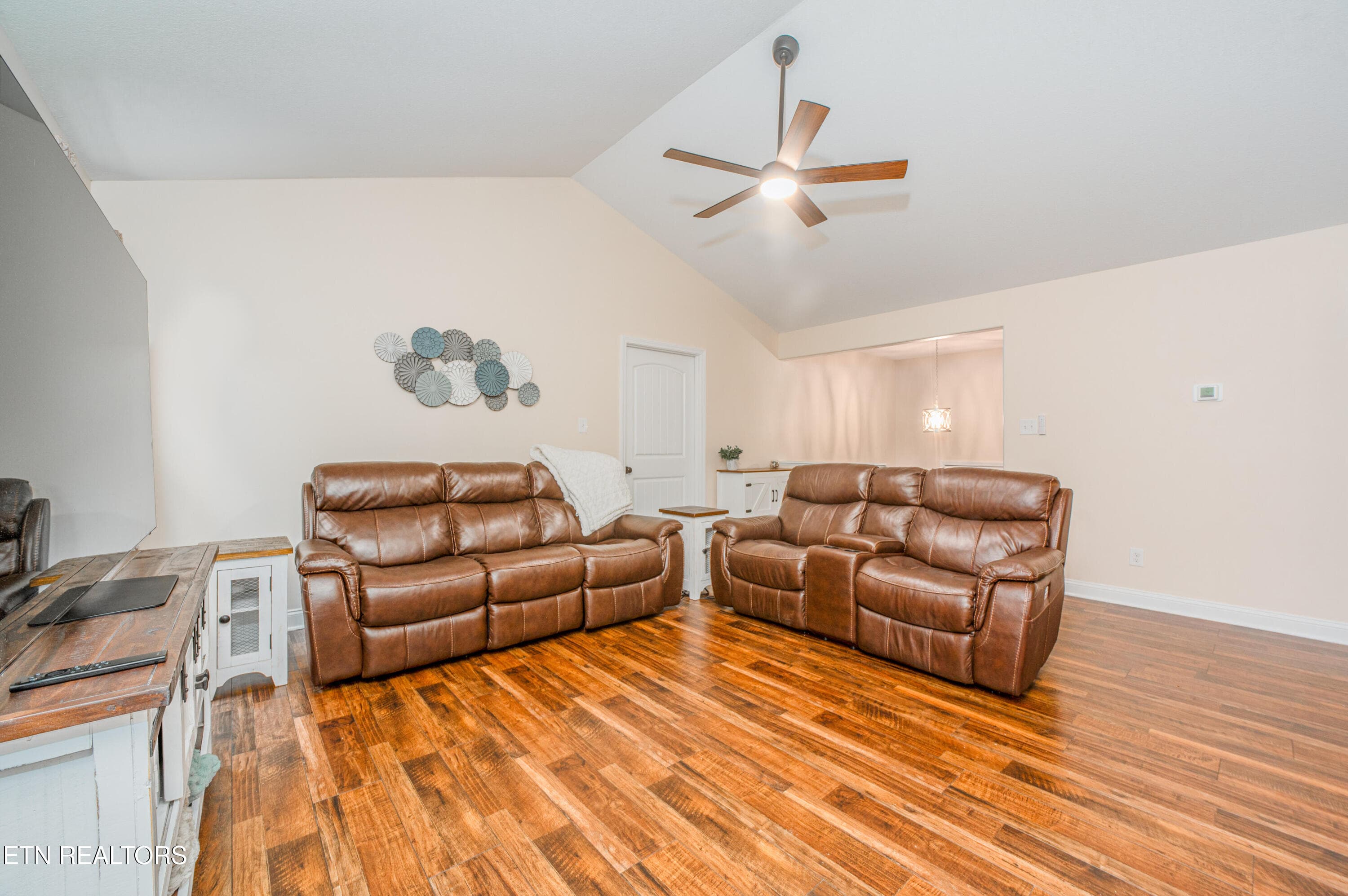 07_beyc6ace740fcf990 - 7809 Elkton Lane, Powell, TN 37849, Powell