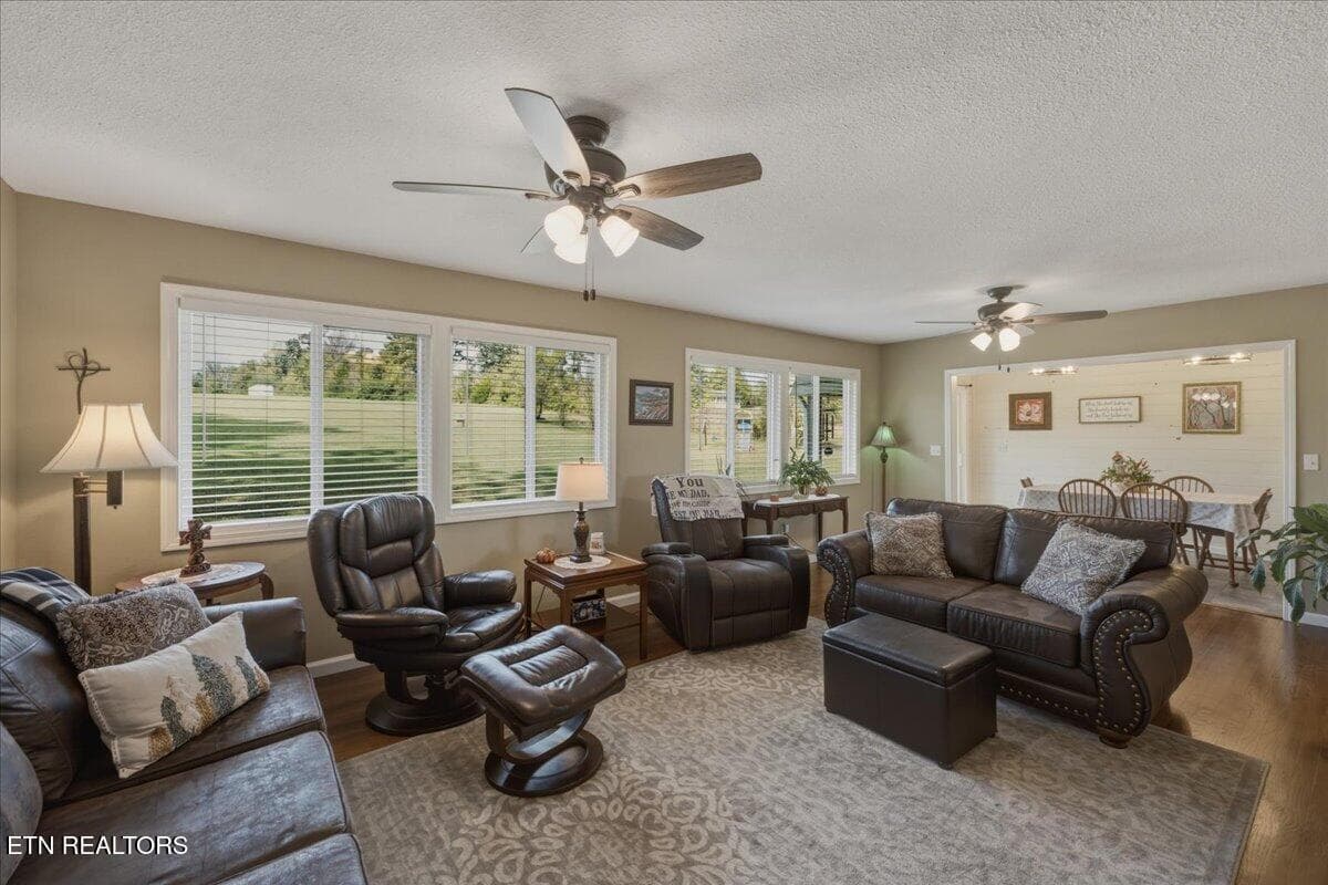 05-Living Room - 481 Judson Rd, Strawberry Plains, TN 37871, Strawberry Plains