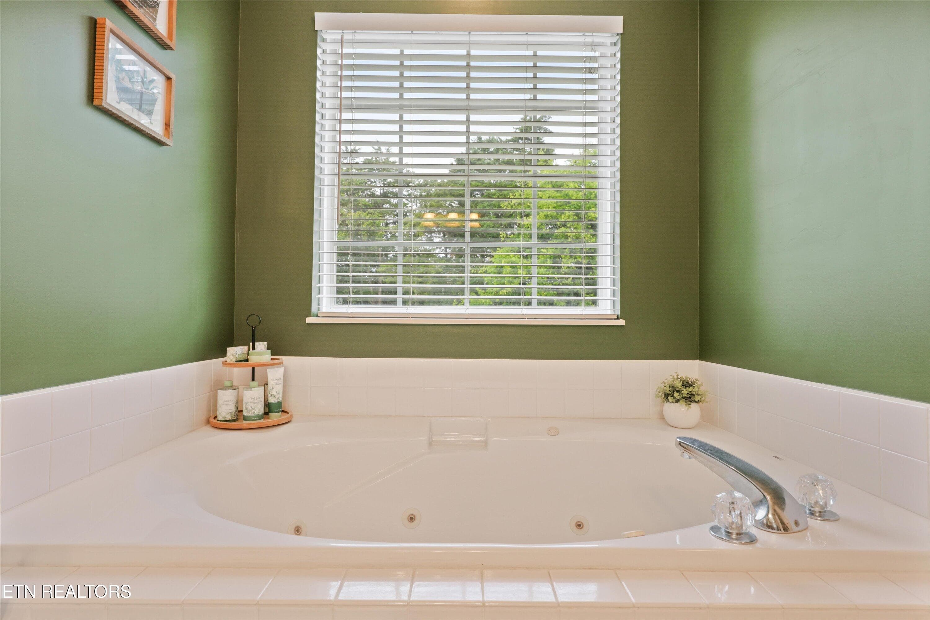 24-5405 Holly Ridge Ln 17 - 5405 Holly Ridge Lane, Knoxville, TN 37931, Knoxville