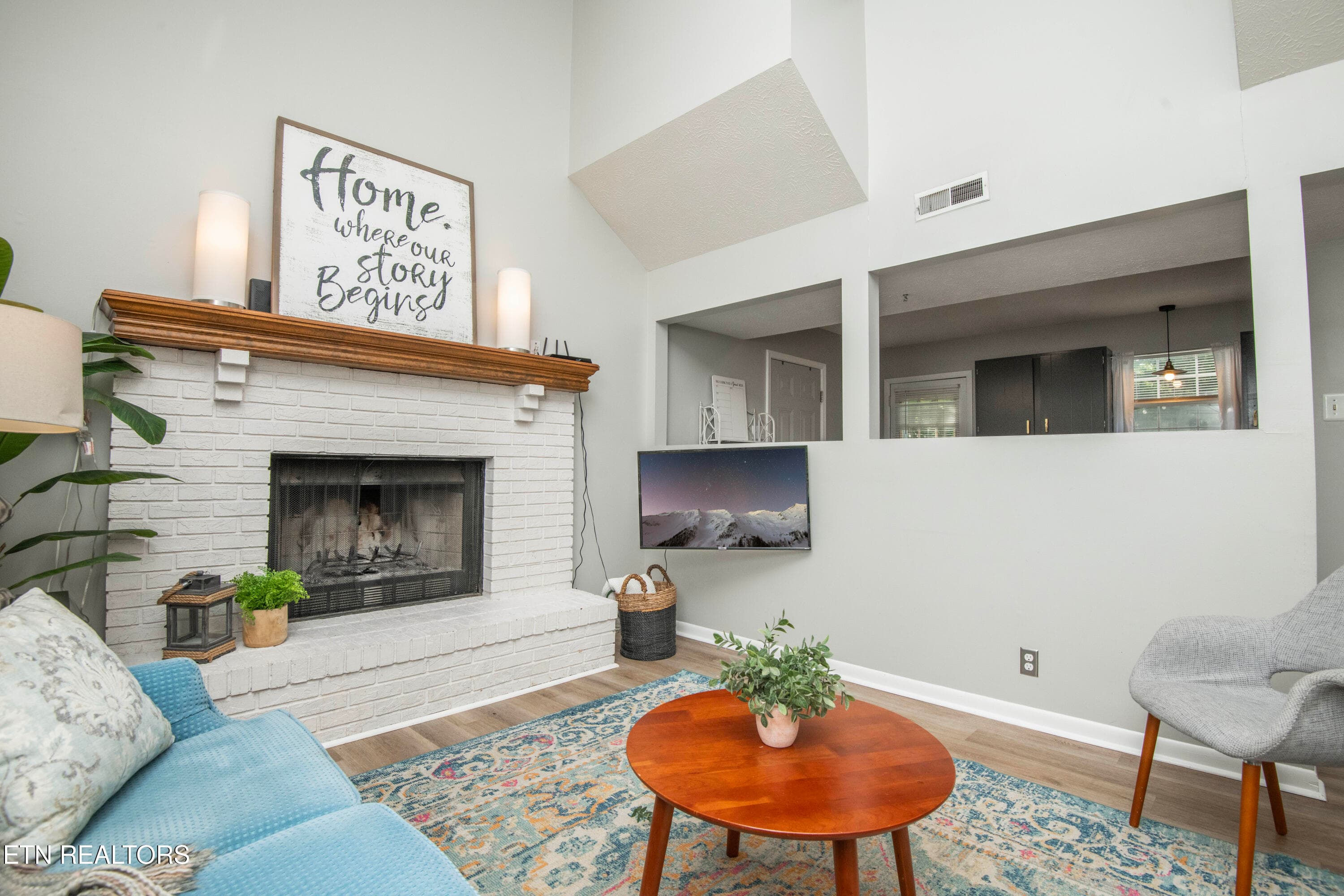 living 3 - 6812 Westland Drive, Knoxville, TN 37919, Knoxville