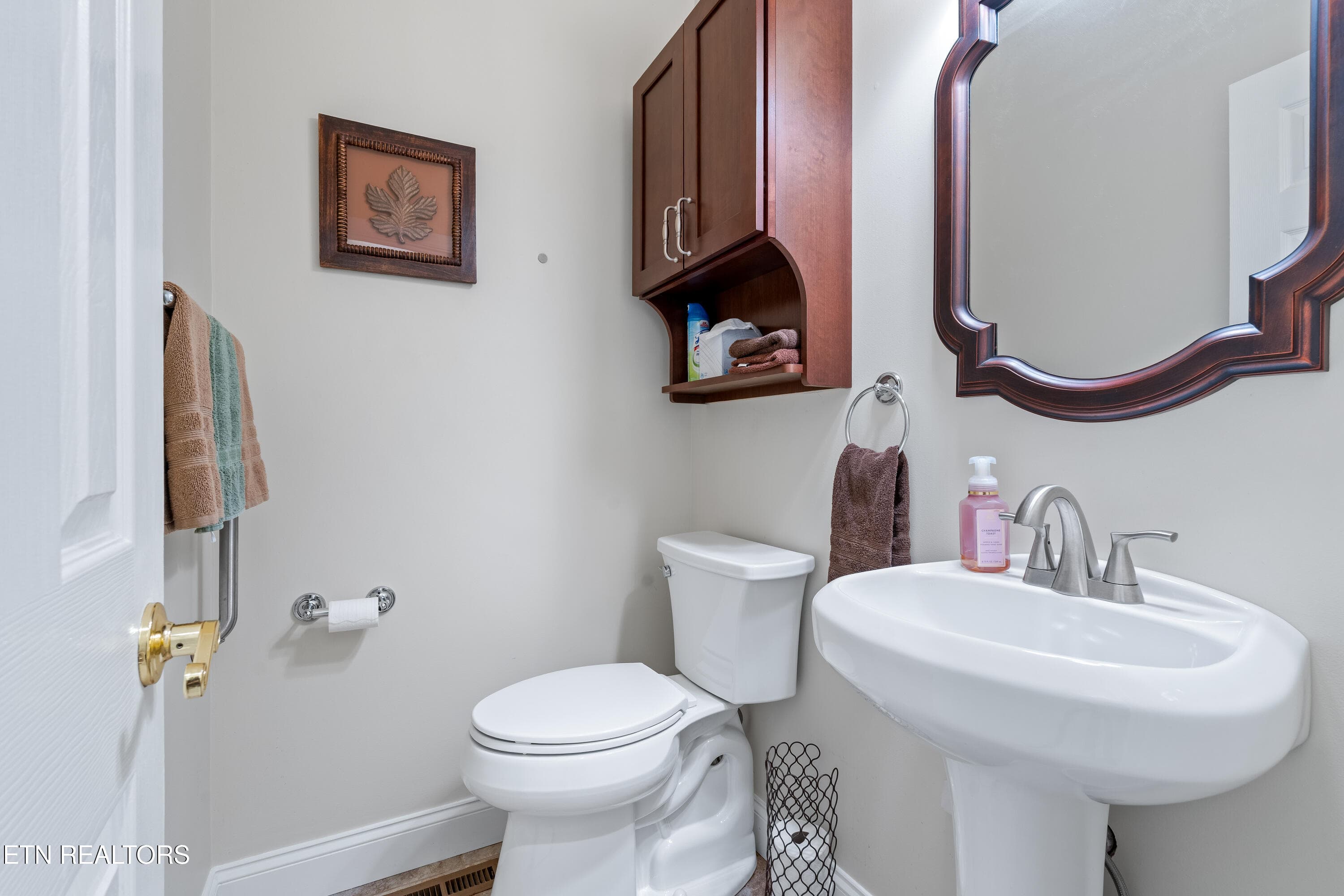 2425McClearyRd-28 - 2425 Mccleary Rd, Sevierville, TN 37876, Sevierville