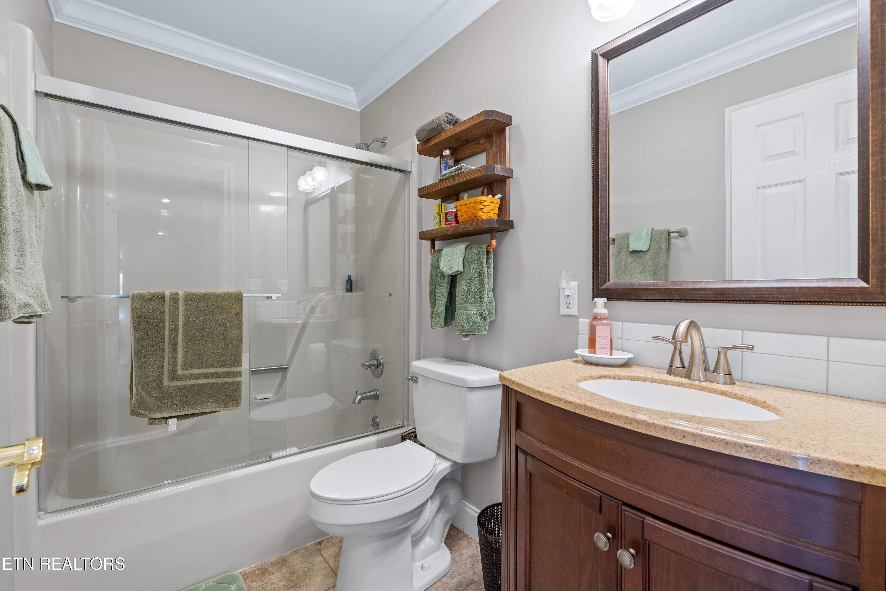 2425McClearyRd-63 - 2425 Mccleary Rd, Sevierville, TN 37876, Sevierville