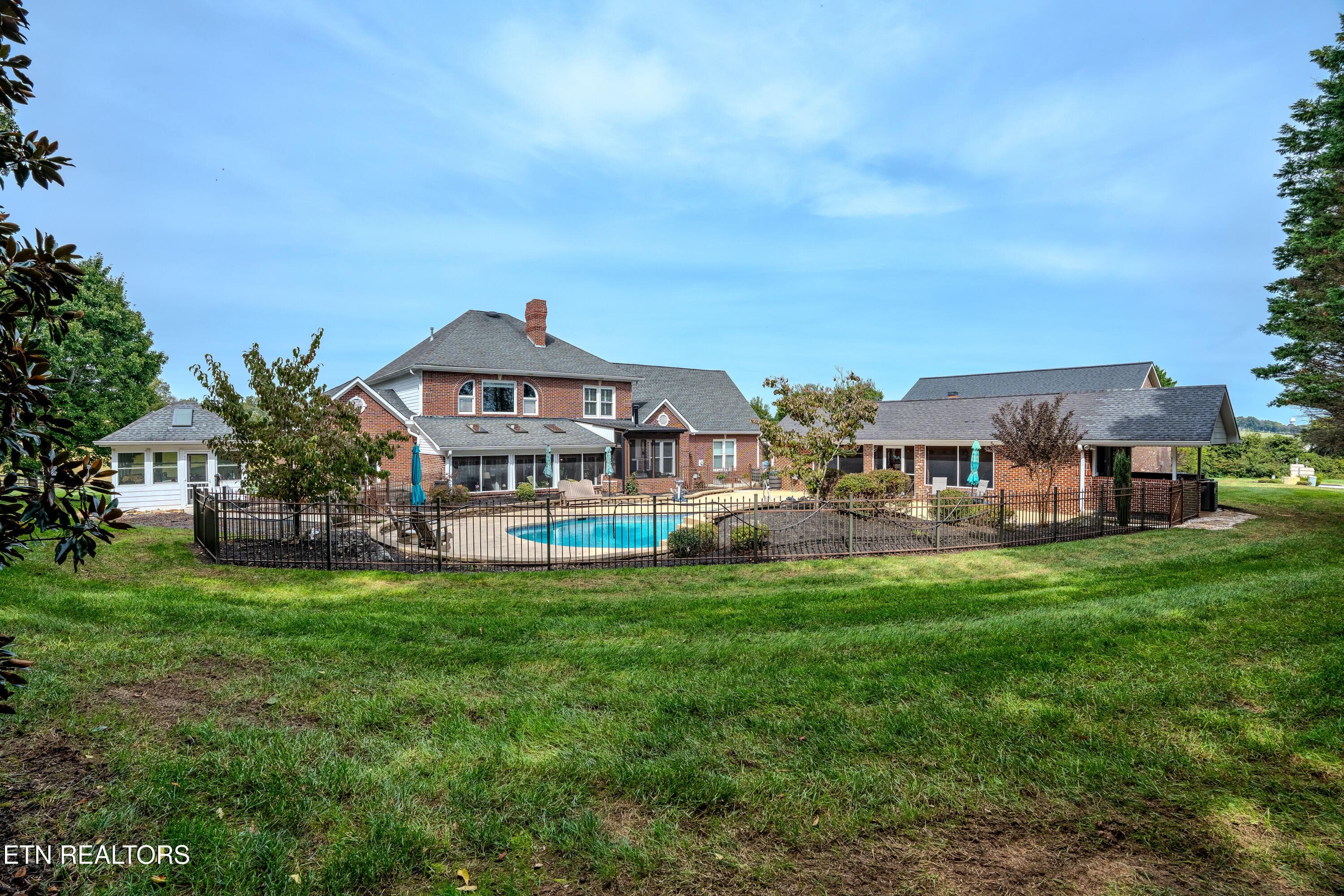 2425McClearyRd-83 - 2425 Mccleary Rd, Sevierville, TN 37876, Sevierville