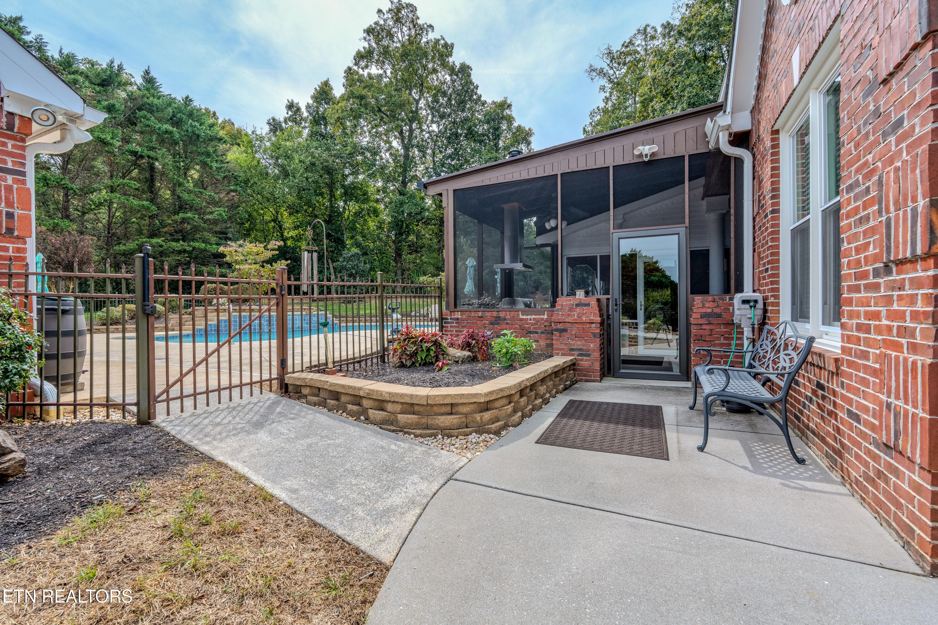 2425McClearyRd-93 - 2425 Mccleary Rd, Sevierville, TN 37876, Sevierville