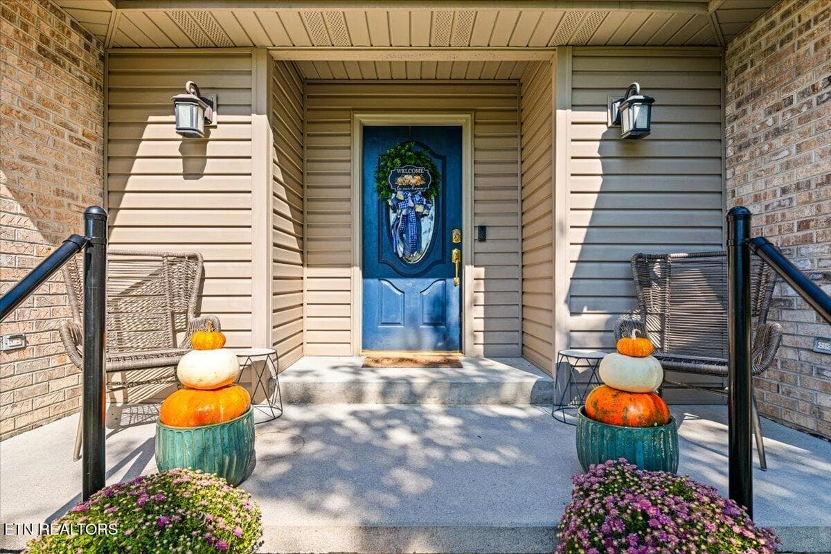 12-685 Ivey St - 685 Ivey St, Jellico, TN 37762