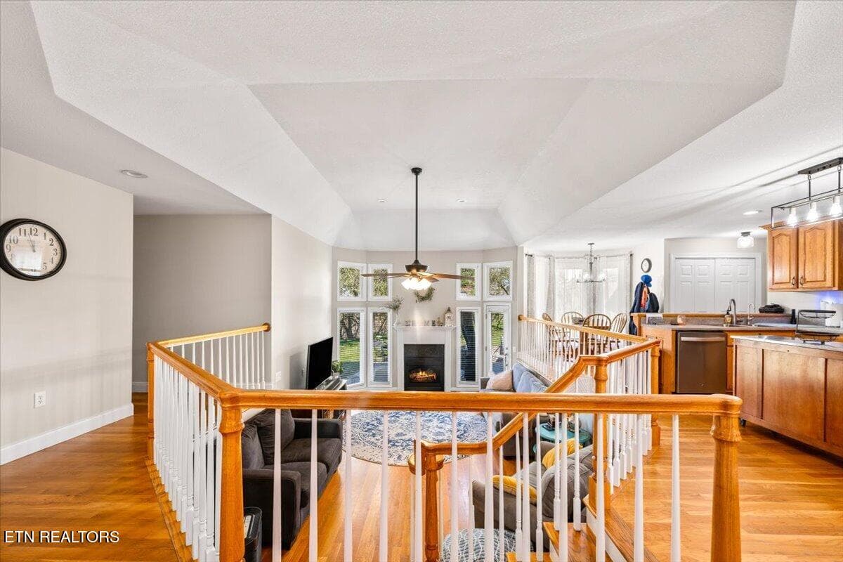 23-685 Ivey St - 685 Ivey St, Jellico, TN 37762