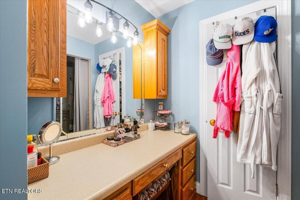 31-685 Ivey St - 685 Ivey St, Jellico, TN 37762