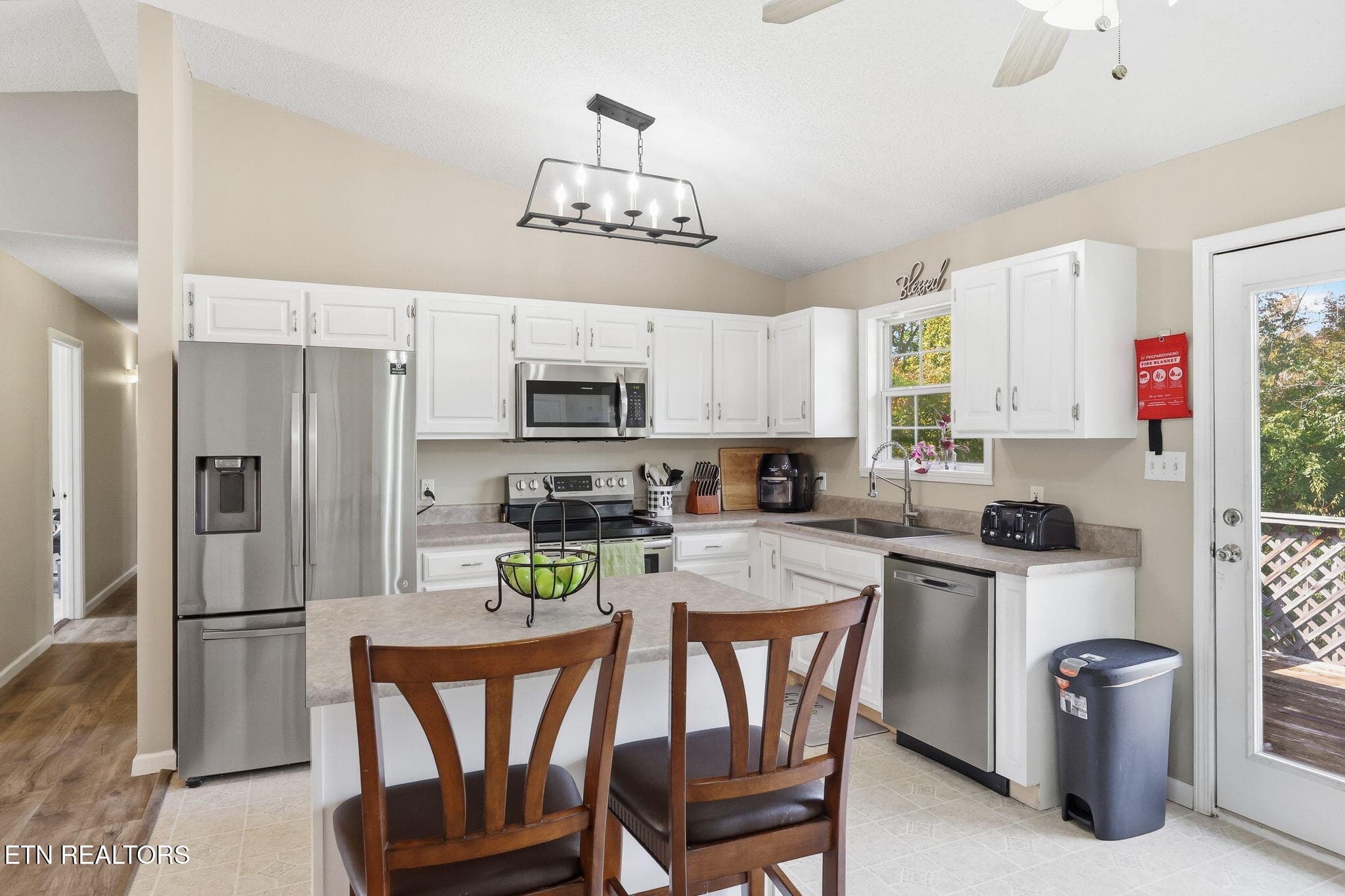 5-web-or-mls-005_133Christina - 133 Christina Circle, Maynardville, TN 37807