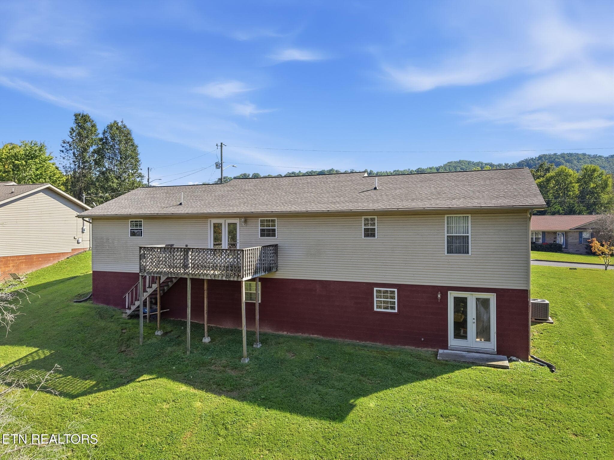 32-web-or-mls-032_133Christina - 133 Christina Circle, Maynardville, TN 37807