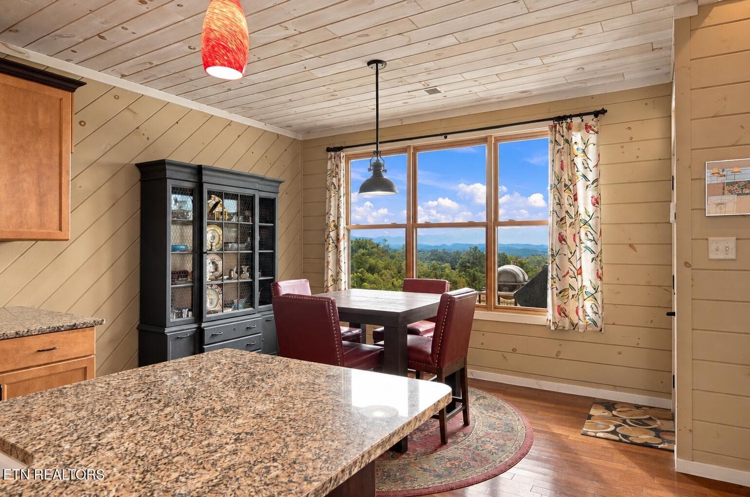 5C492B93-6510-41A1-935F-56D5067058E5 - 119 Hilltop View Drive, Dandridge, TN 37725