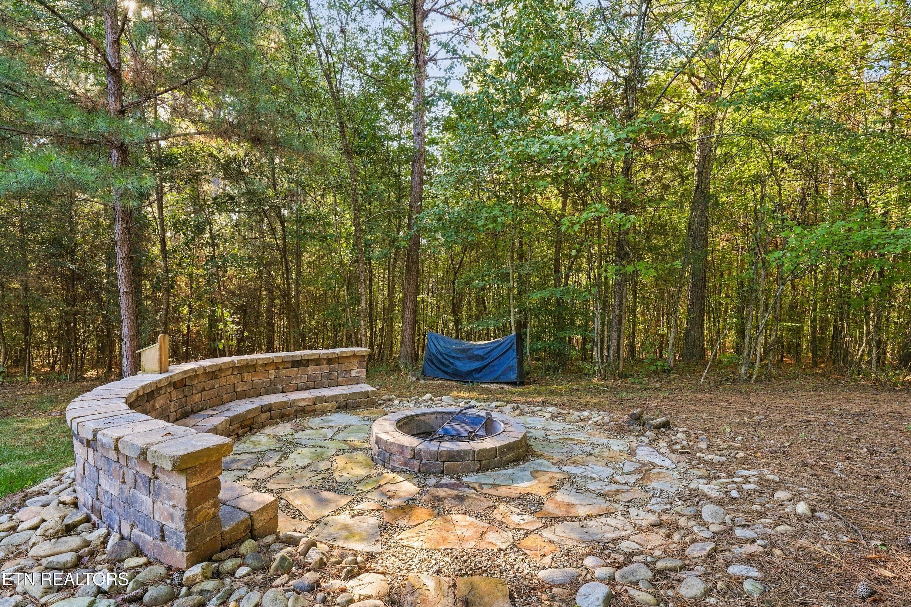 Enjoy the firepit - 1739 Grand Pine Point, Maryville, TN 37801, Maryville
